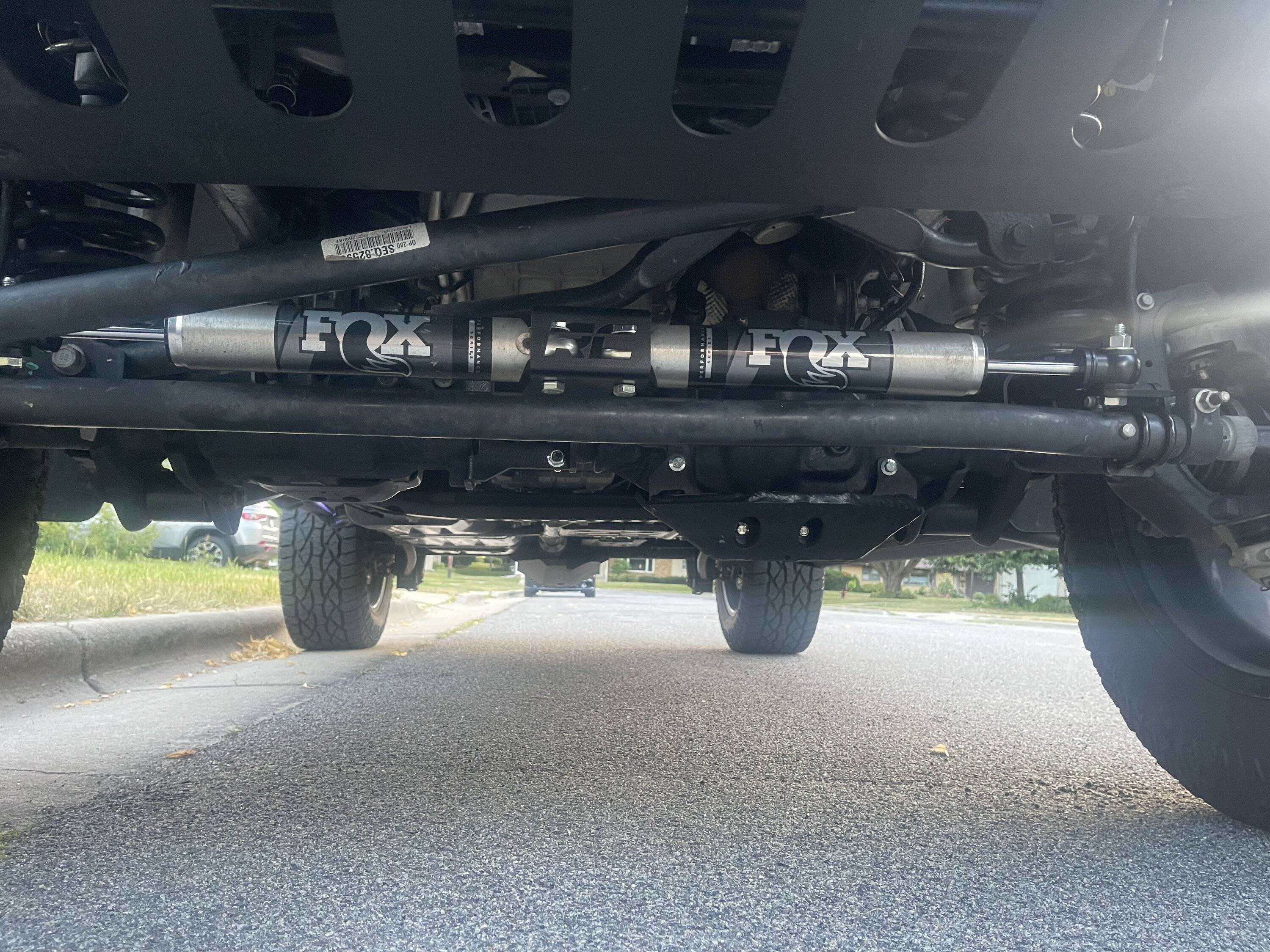 Jeep Wrangler JL Stronger steering stabilizer IMG_1004