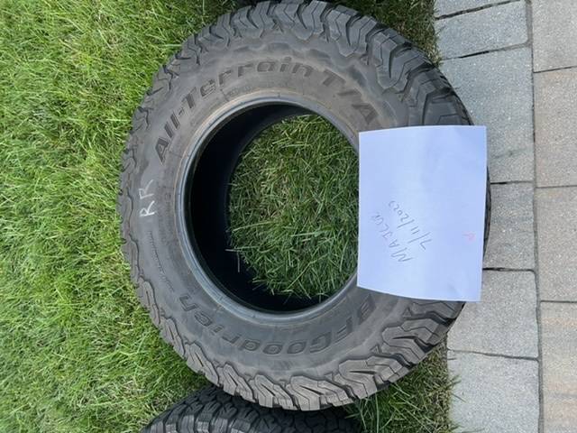 Jeep Wrangler JL 285/70r17 BFG ko2 x 4 1CB758C7-78D5-4D04-8A0B-4B7262A79AD0