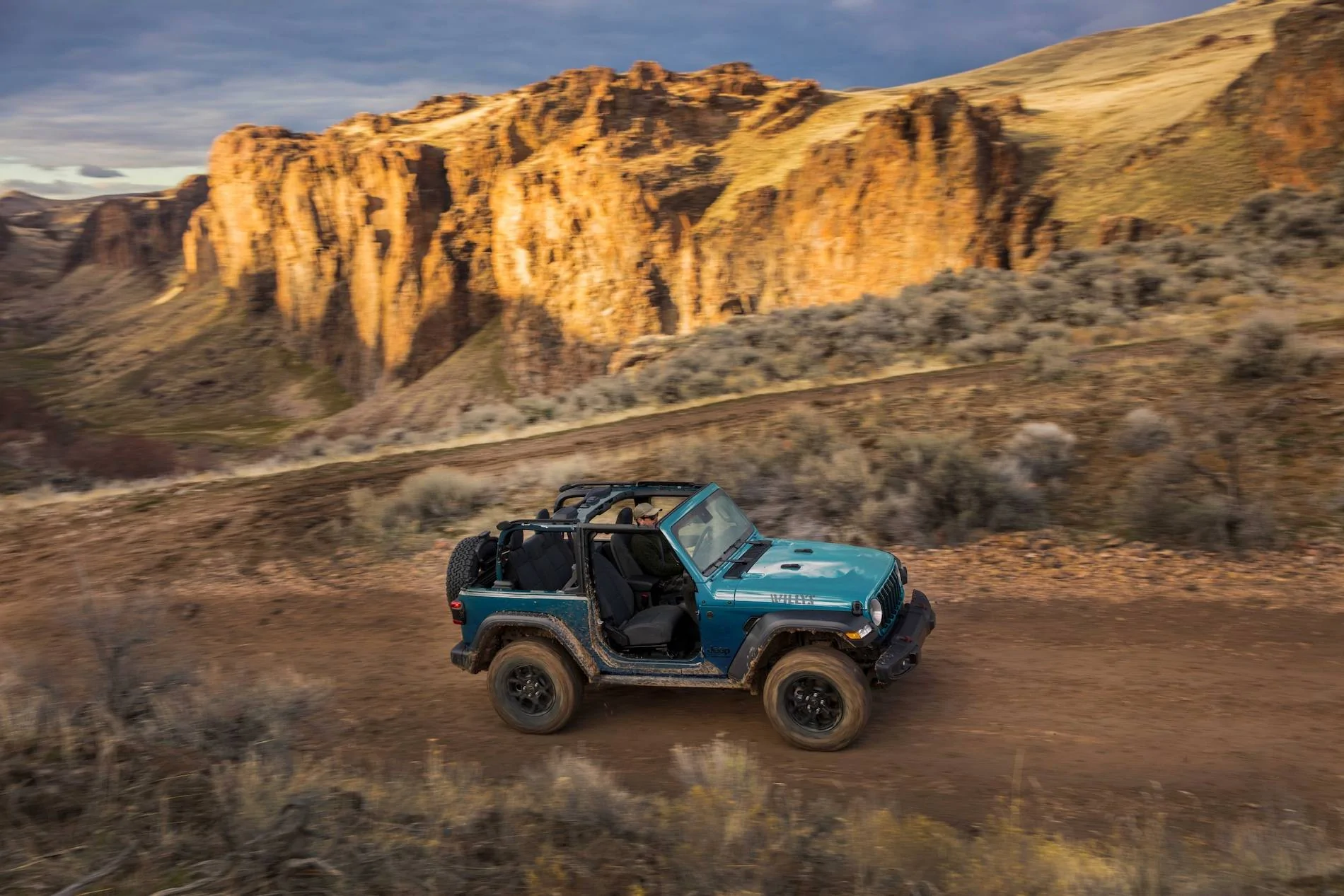 Jeep Wrangler JL Bikini Color Now Available on 2024 Jeep Wrangler JP024_250WR