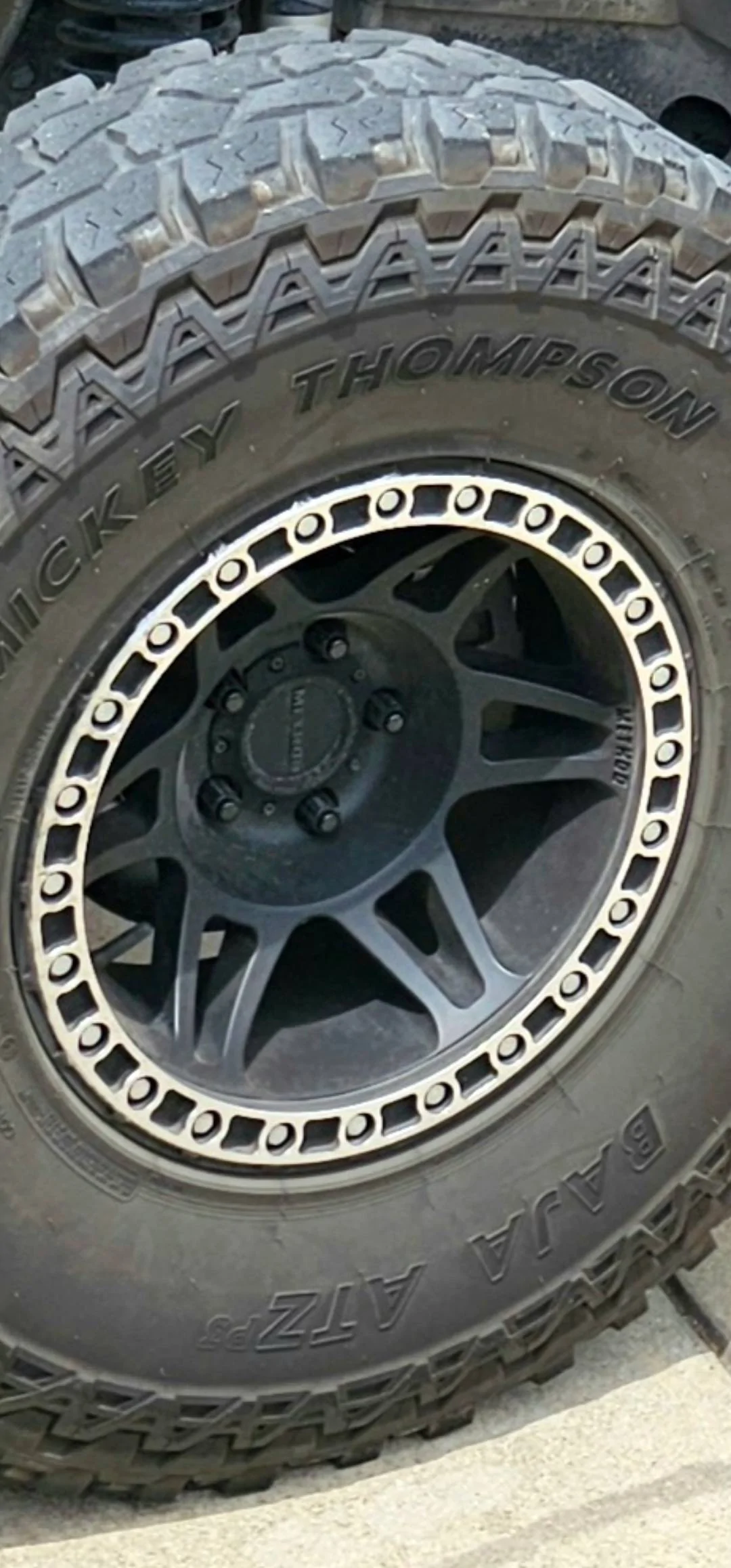 Jeep Wrangler JL How to make these bolts black? Screenshot_20230714_211954_Gallery