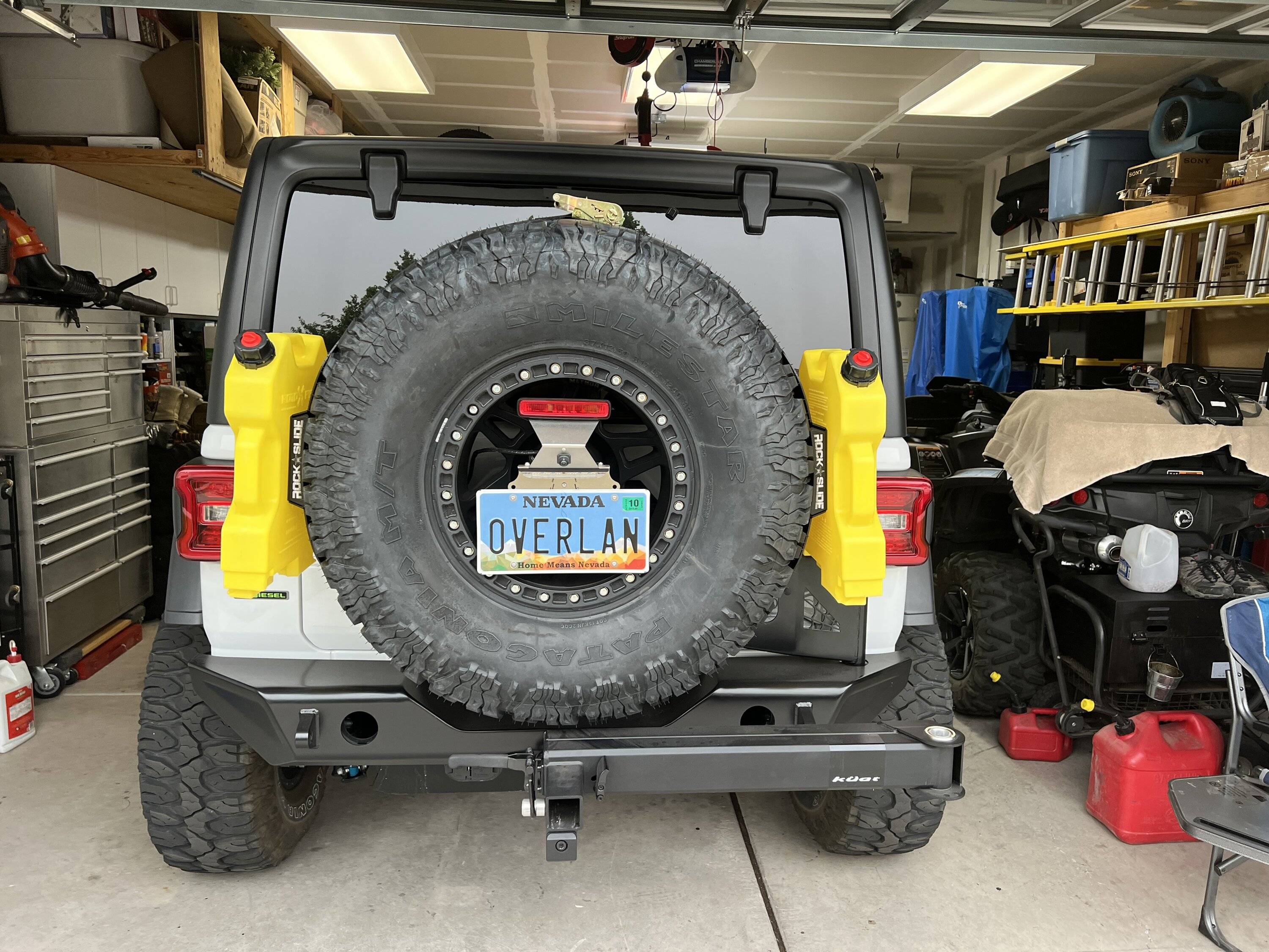 Jeep Wrangler JL Rotopax Ez Rack IMG_3400