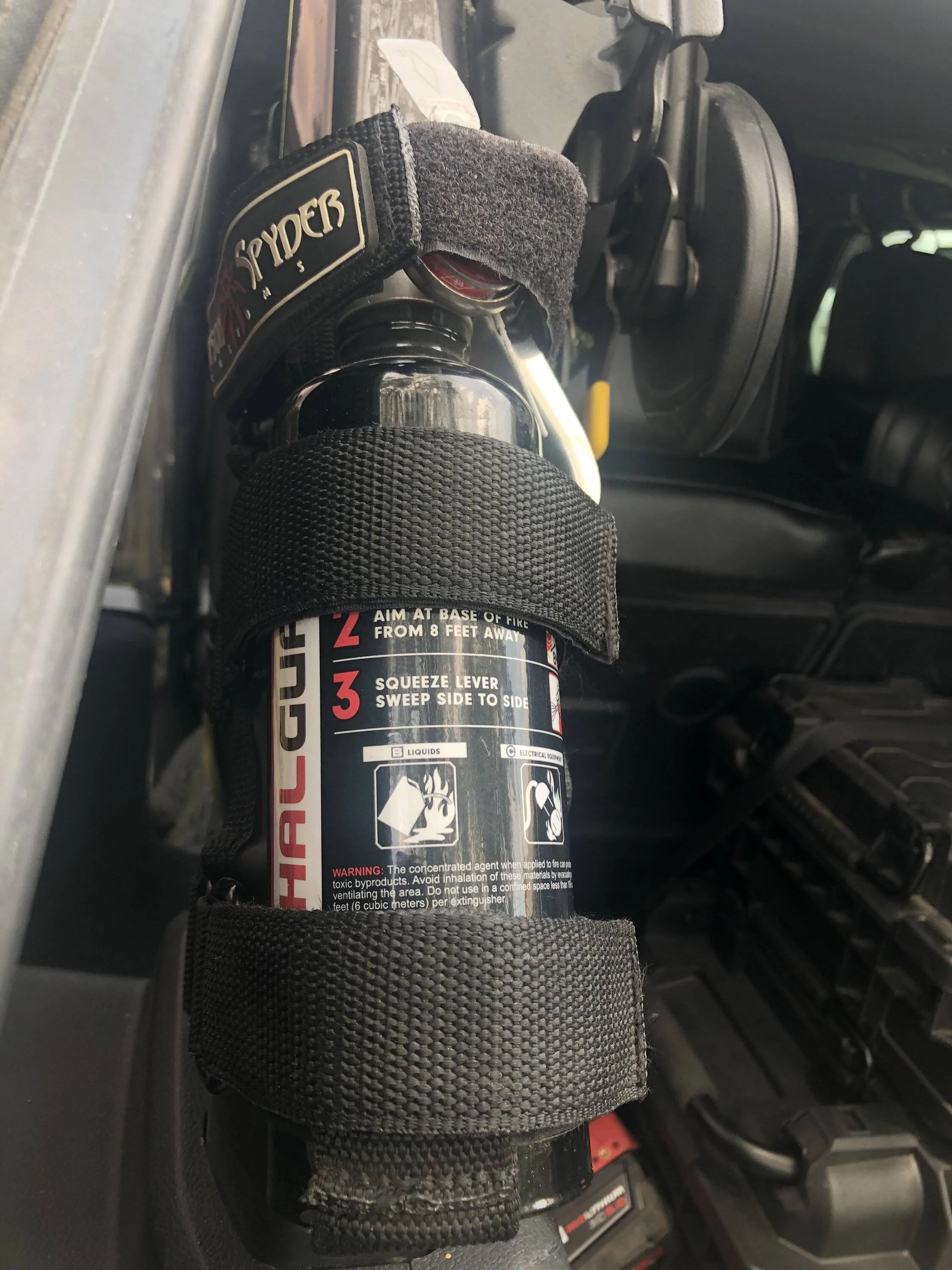 Jeep Wrangler JL Fire Extinguishers CB41B3FF-9AB7-4BBA-AD6E-CBD4B791A69B