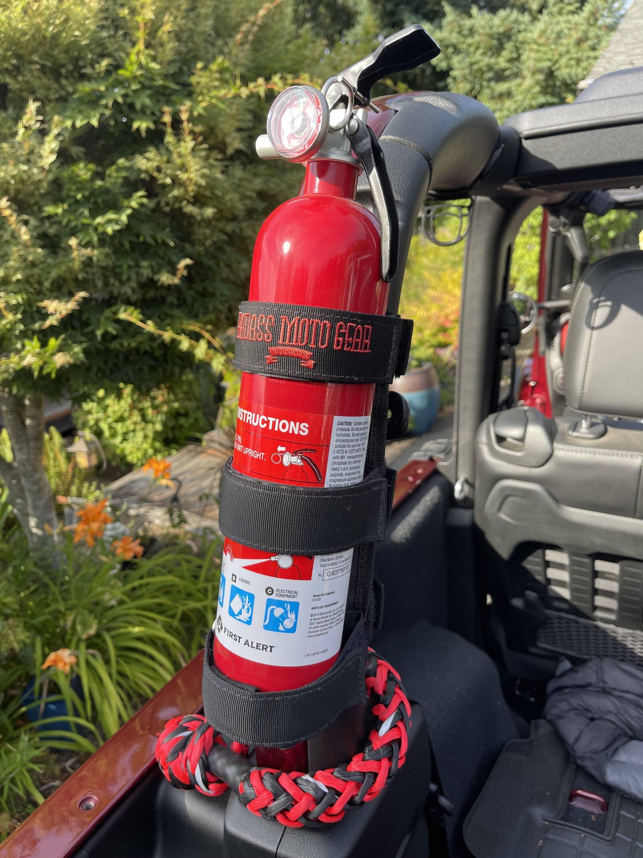 Jeep Wrangler JL Fire Extinguishers IMG_4835