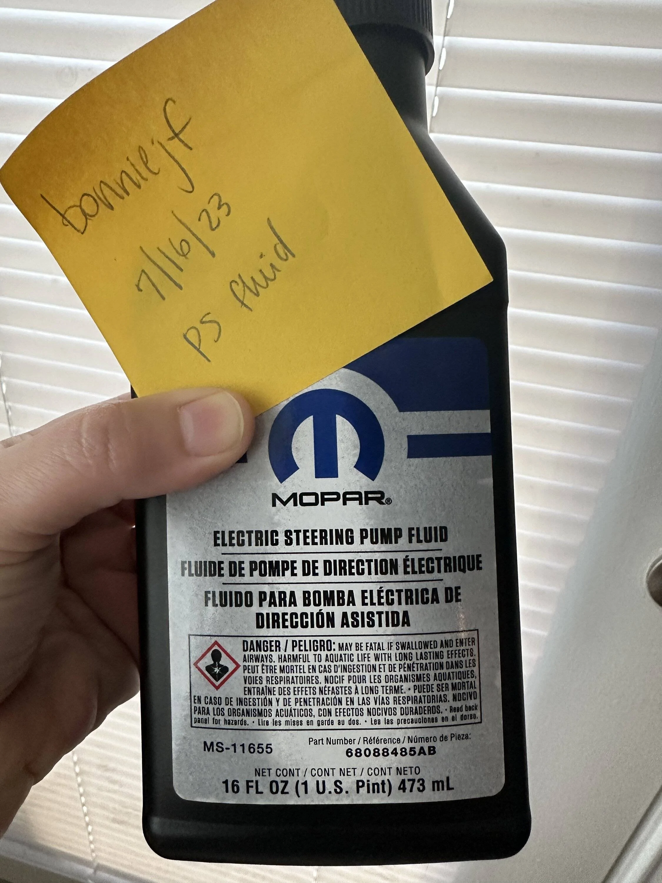 Jeep Wrangler JL Power Steering Fluid 38A2582A-CC93-4486-8E92-119C971EB7ED