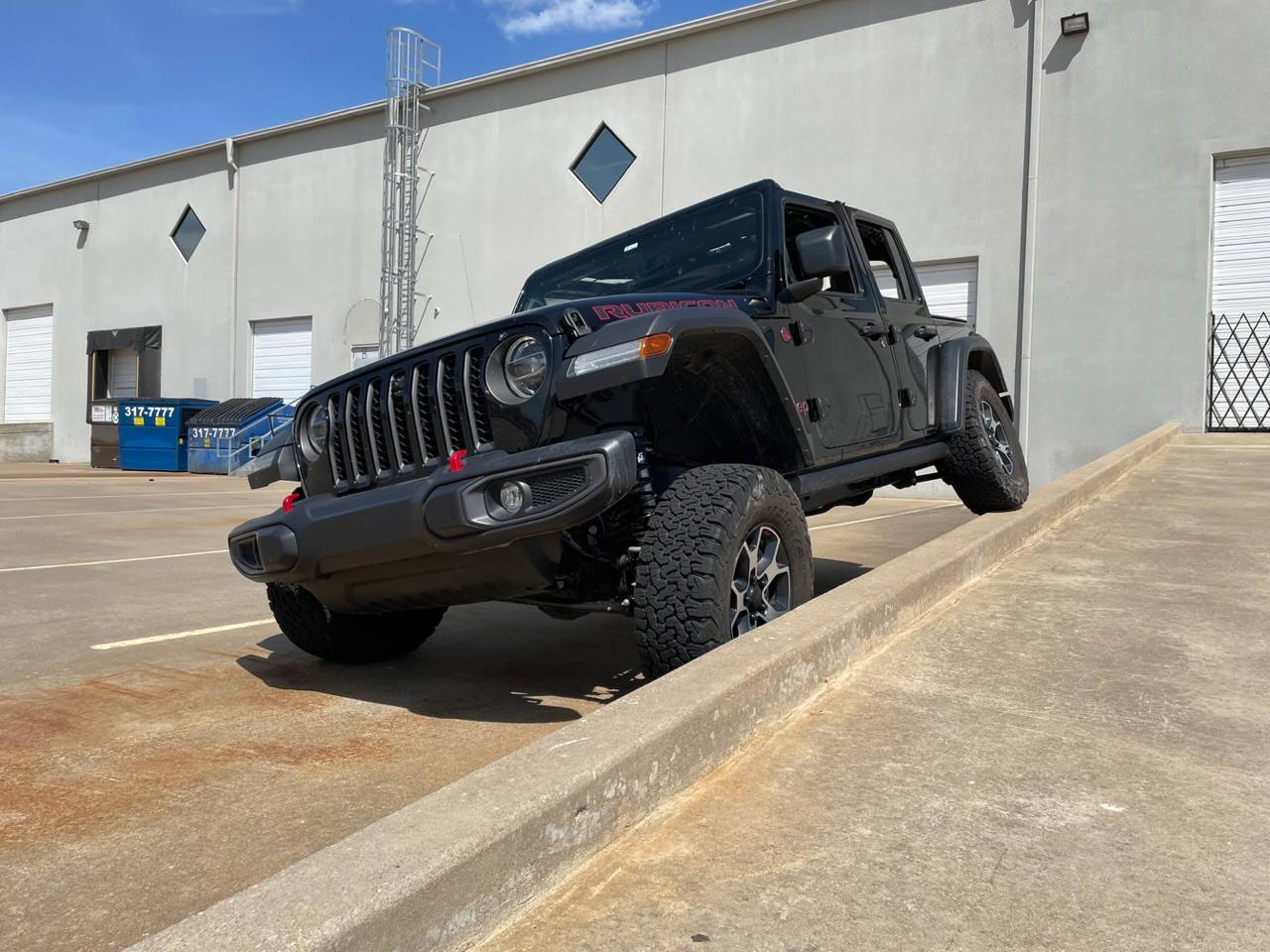 Jeep Wrangler JL Bump stop question? IMG_6050