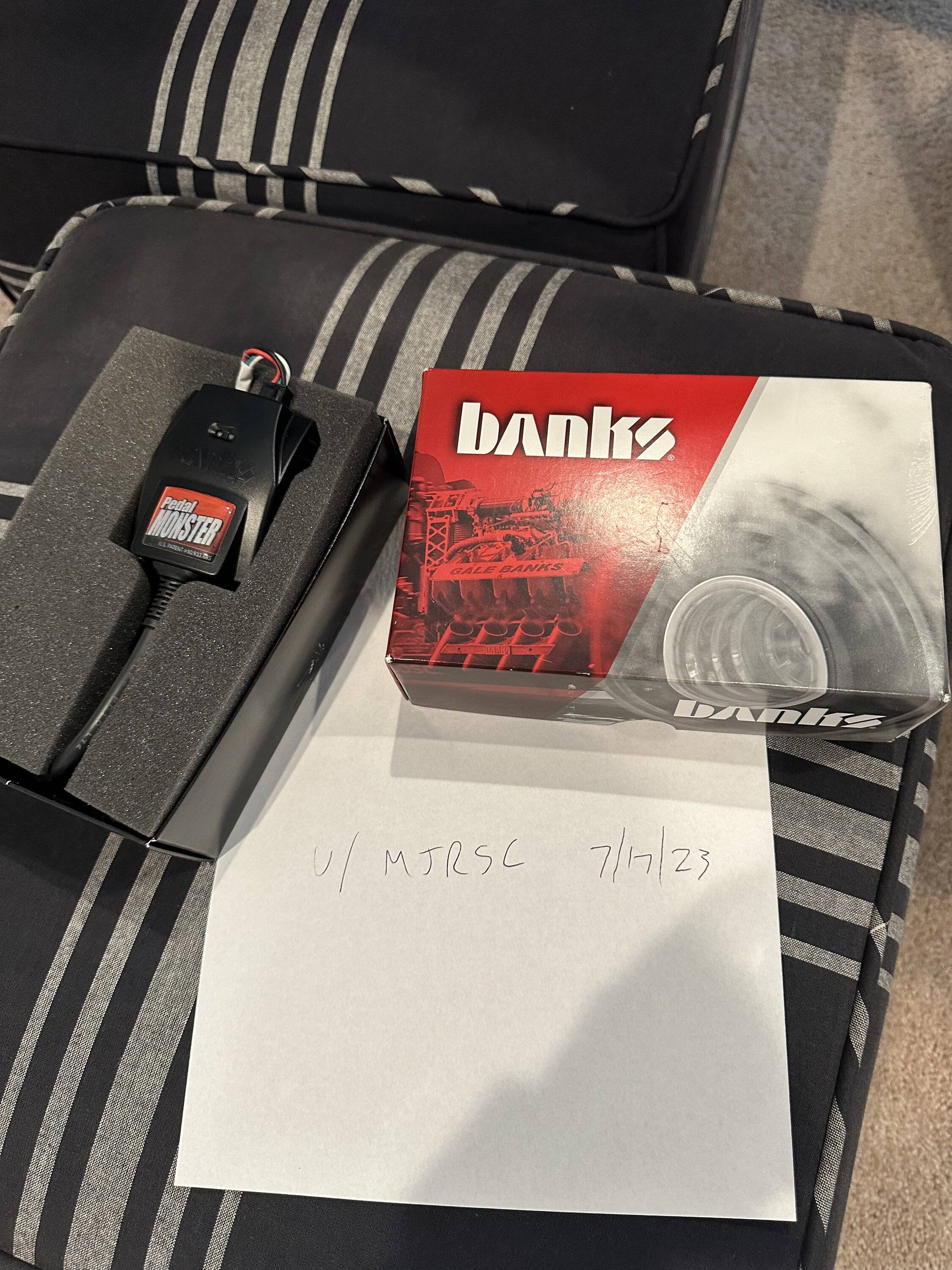 Jeep Wrangler JL FS Banks Pedal Monster throttle controller IMG_3262
