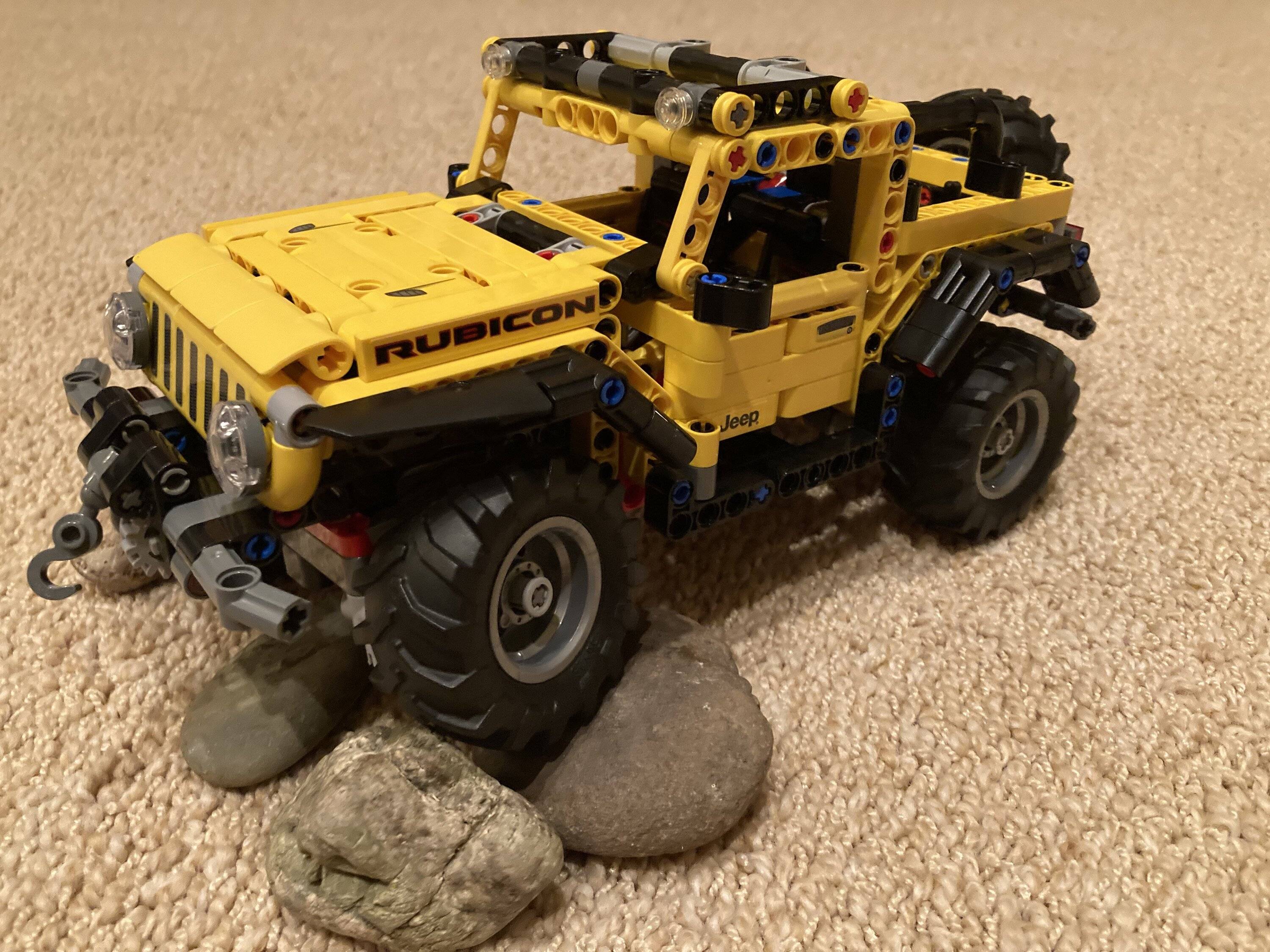 Jeep Wrangler JL Adventures in stock trim? IMG_2680