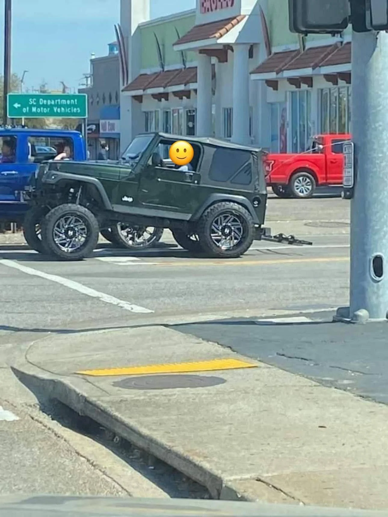 Jeep Wrangler JL Lowered JL 358384454_7108366152513676_1117895991977289671_n