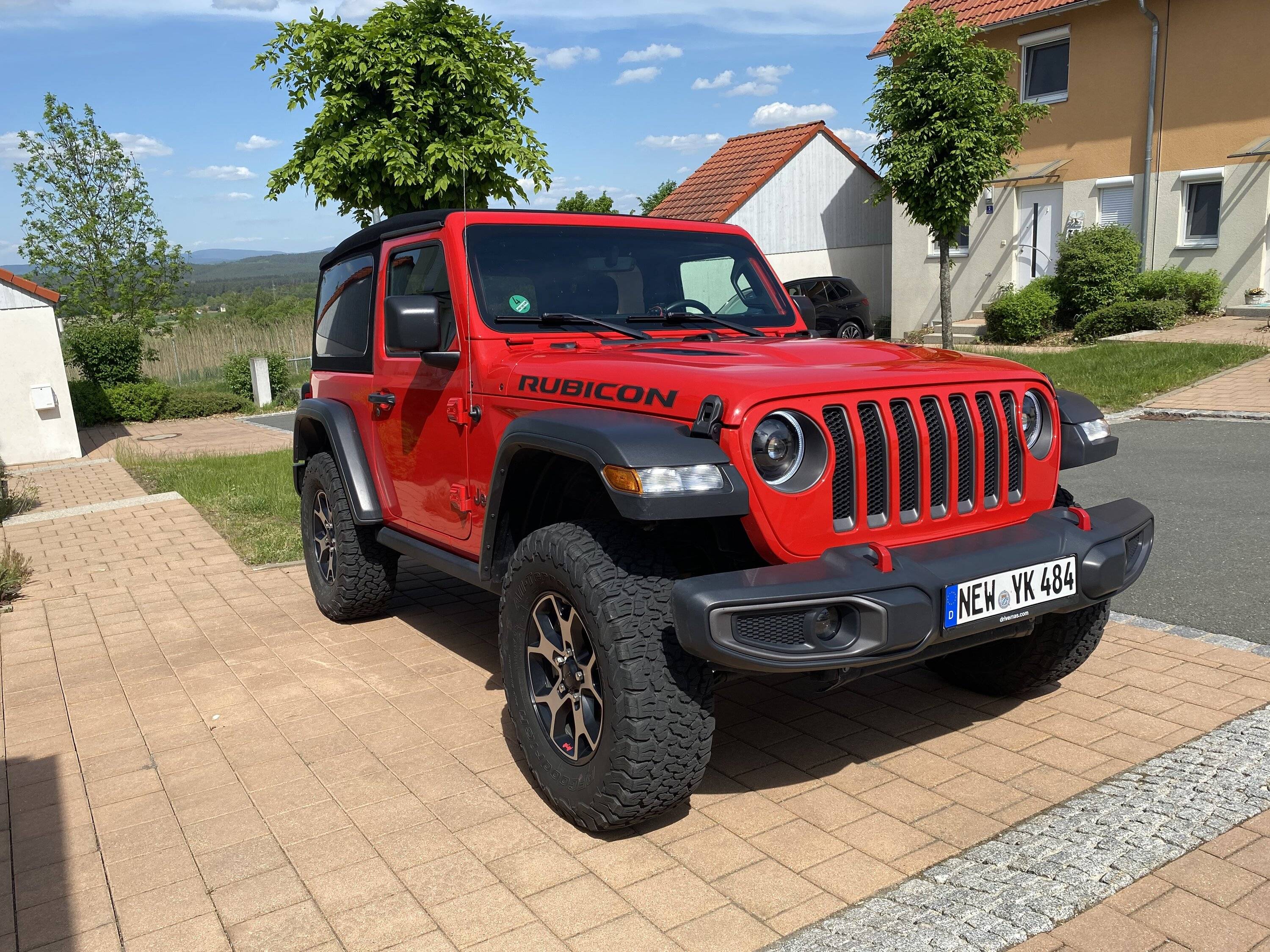 Jeep Wrangler JL 2 Door on Highway IMG_3806