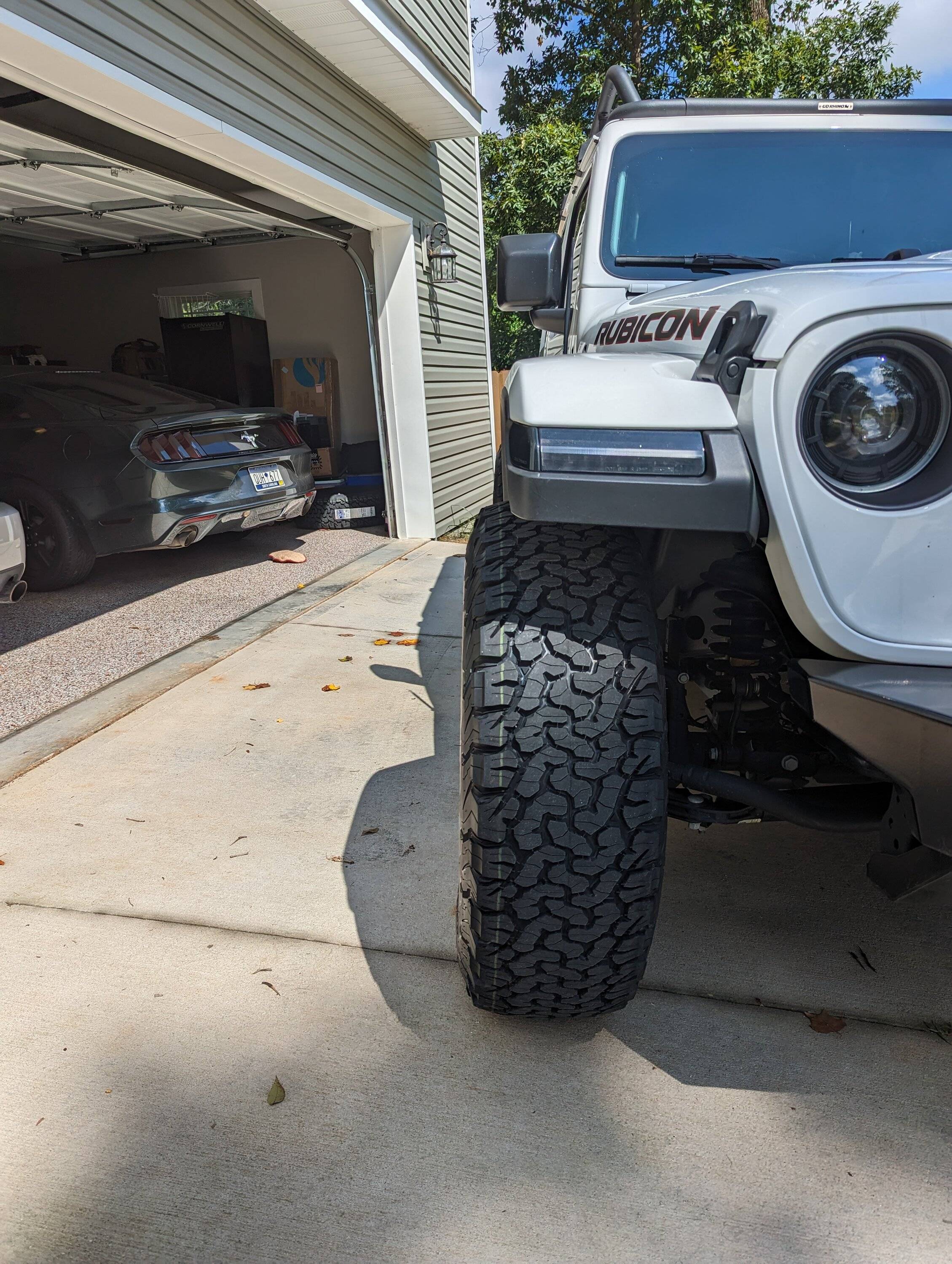 Jeep Wrangler JL JL Rubicon on Method Wheels...let's see em! PXL_20230722_150531750