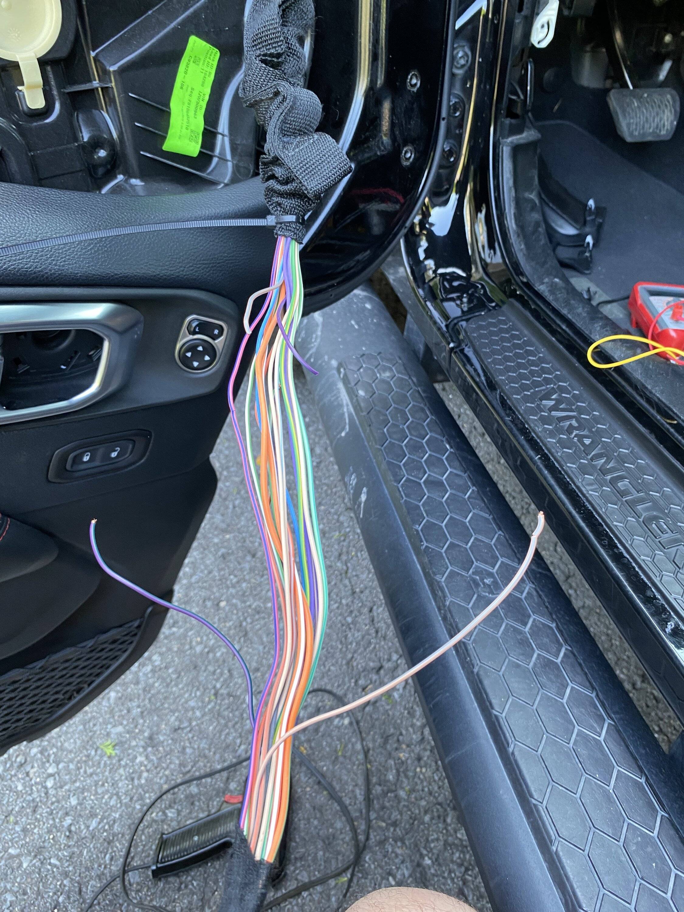 Jeep Wrangler JL Driver Door Lock/Unlock buttons not working E9077D16-CB0F-433C-B763-F43A55125352