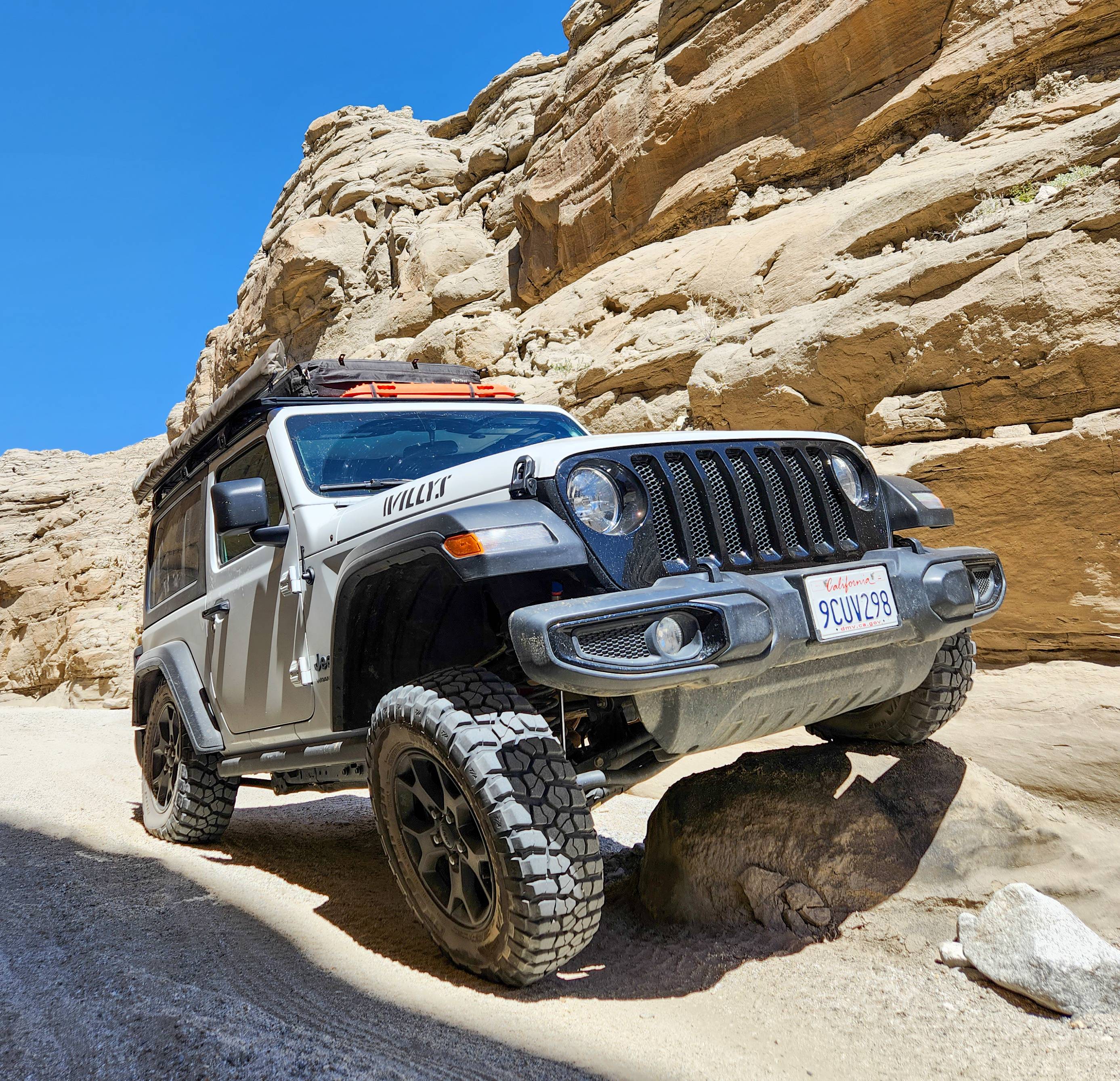 Jeep Wrangler JL The Dirty White Willy PSX_20230402_130505