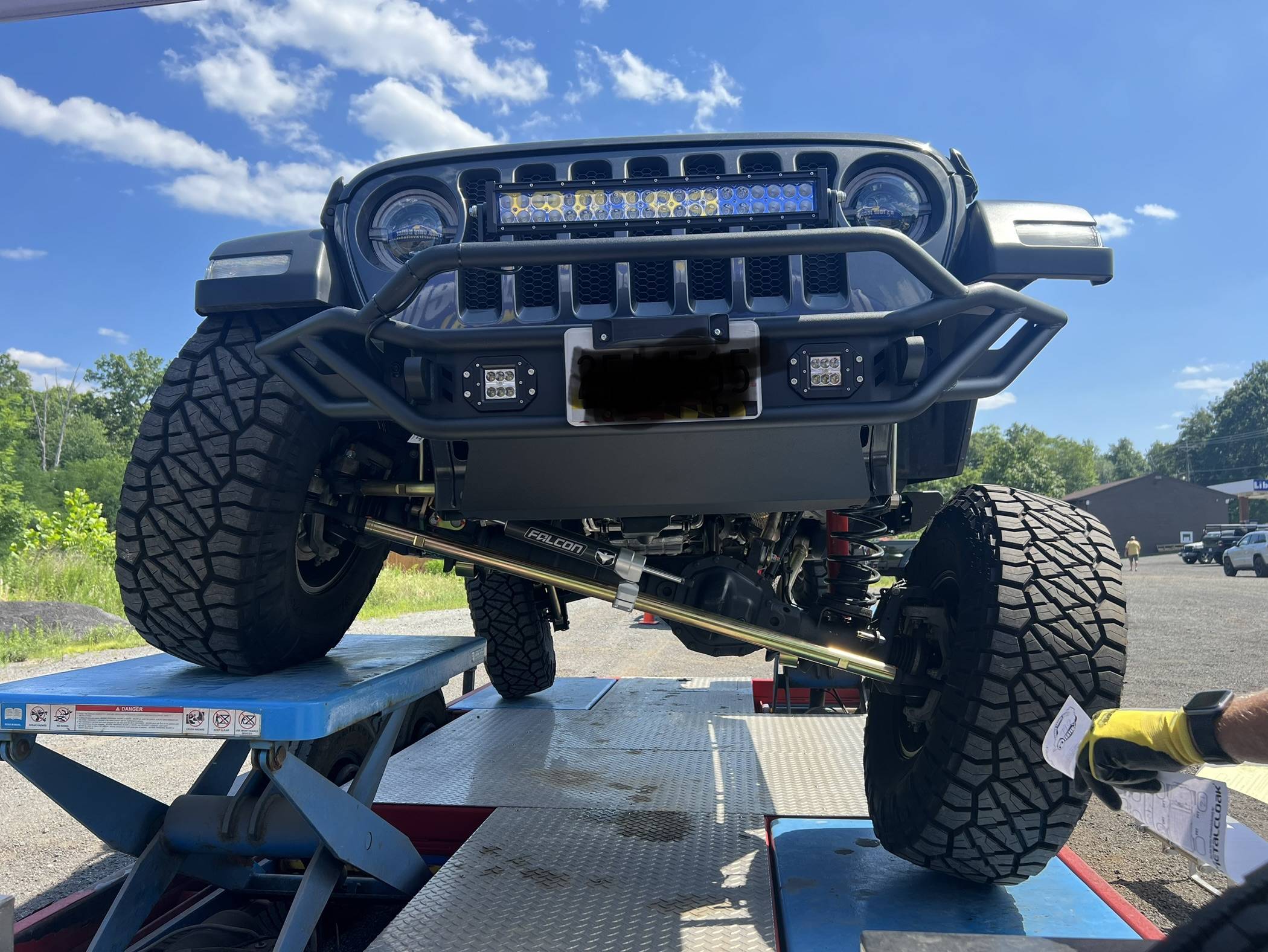 Jeep Wrangler JL Installing 2024 Grille? IMG_1810