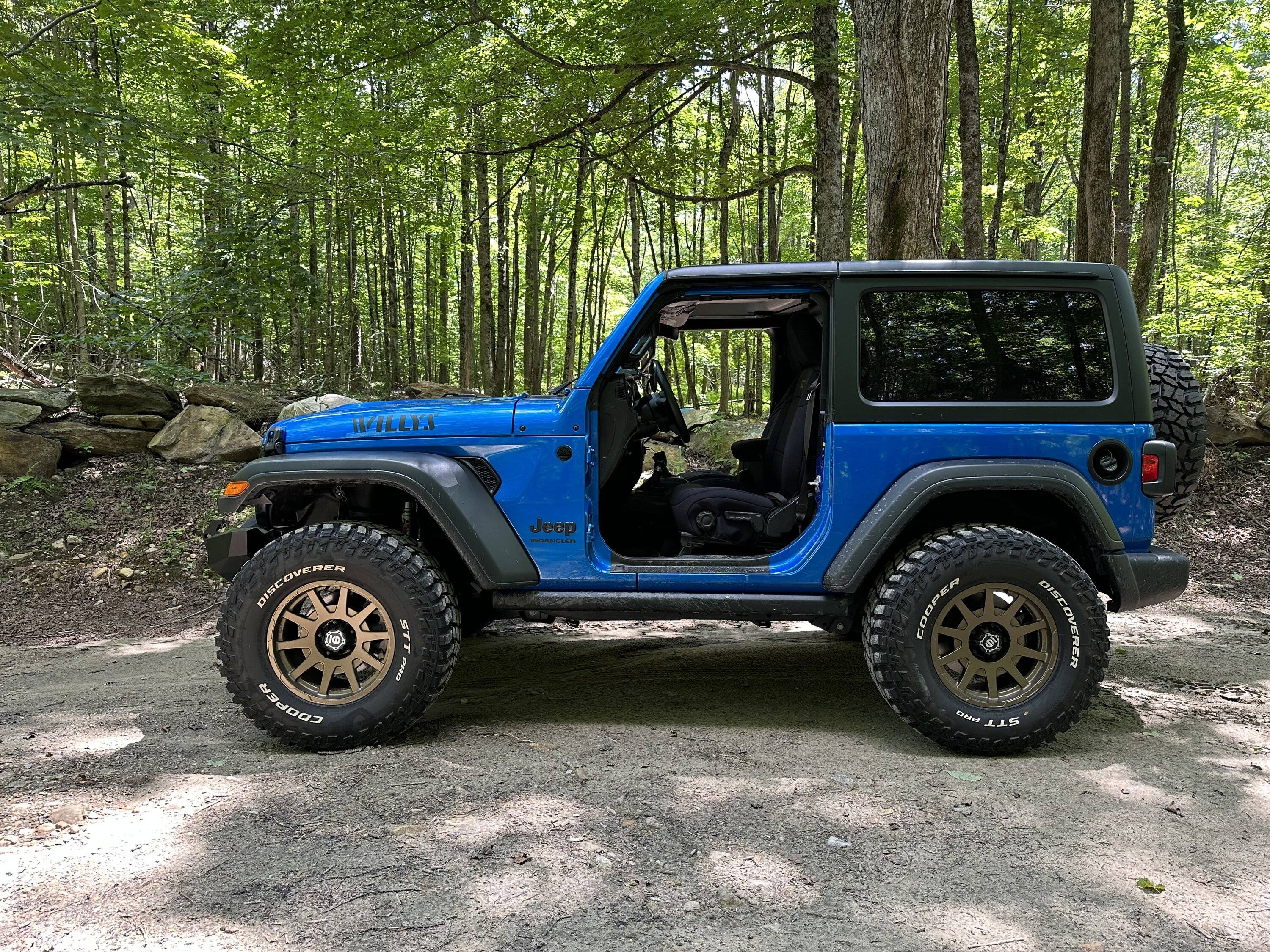 Jeep Wrangler JL Cooper tires IMG_6457