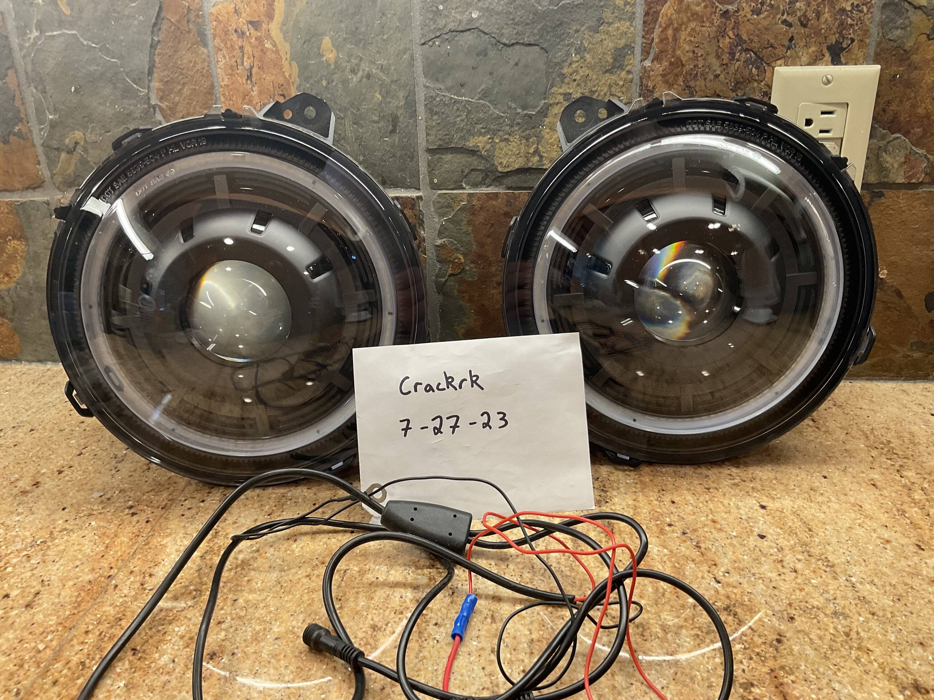 Jeep Wrangler JL Oracle Oculus LED Headlights IMG_4636