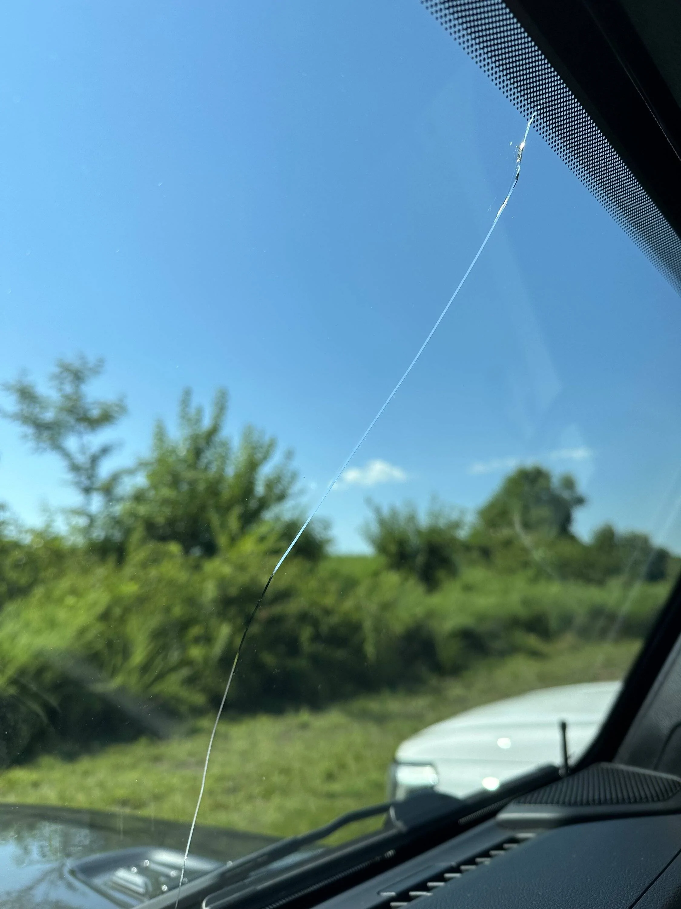 Jeep Wrangler JL Cracked Windshield Club IMG_0768