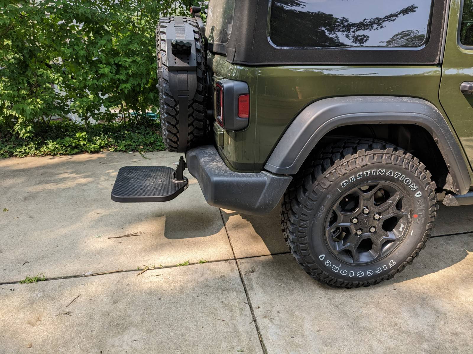Jeep Wrangler JL What do you do for the height-challenged? 21C95922-CD72-42B3-BDB2-43EE57DBA715