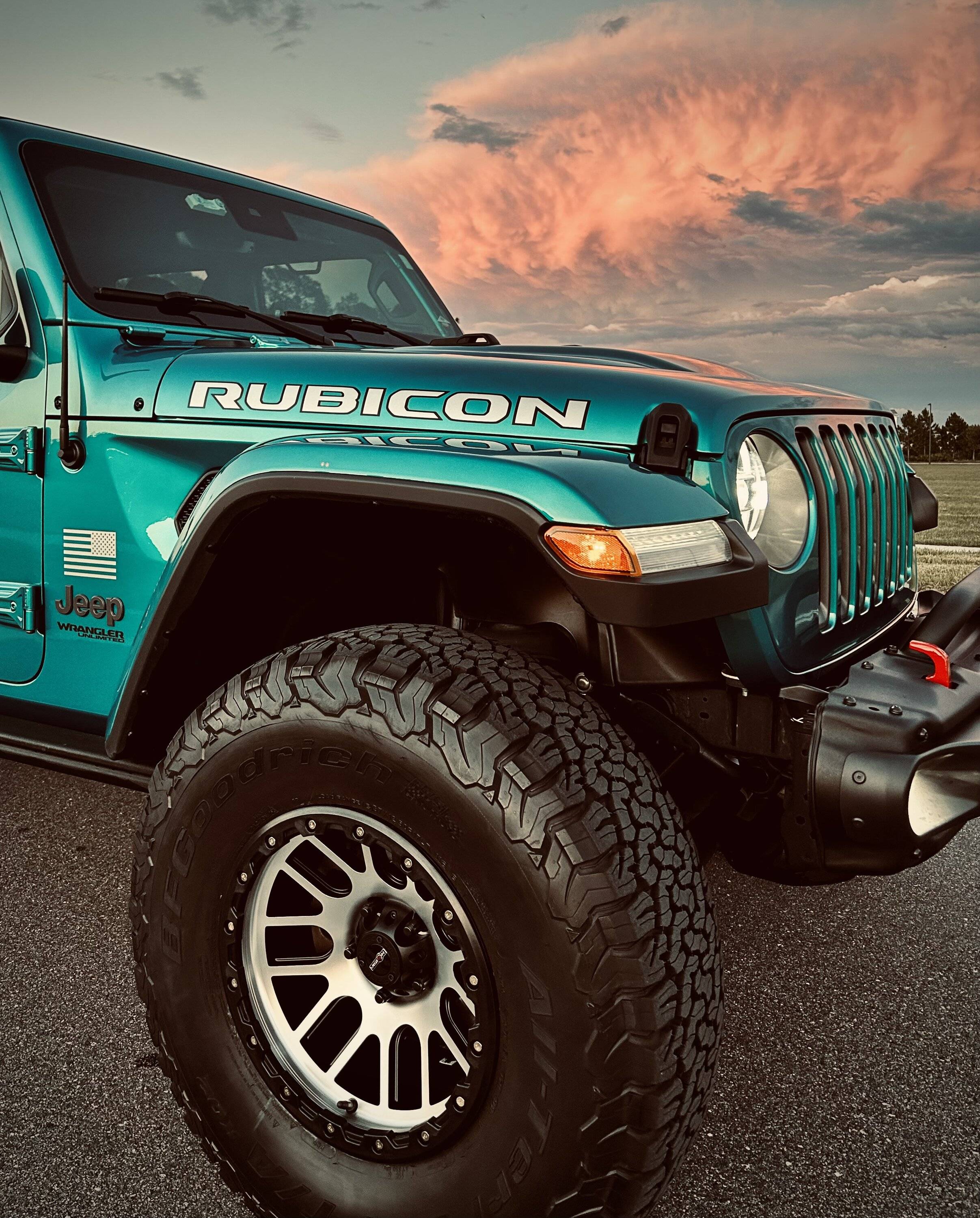 Jeep Wrangler JL Wheel Recommendation for Bikini Pearl JLU (please help) IMG_1170