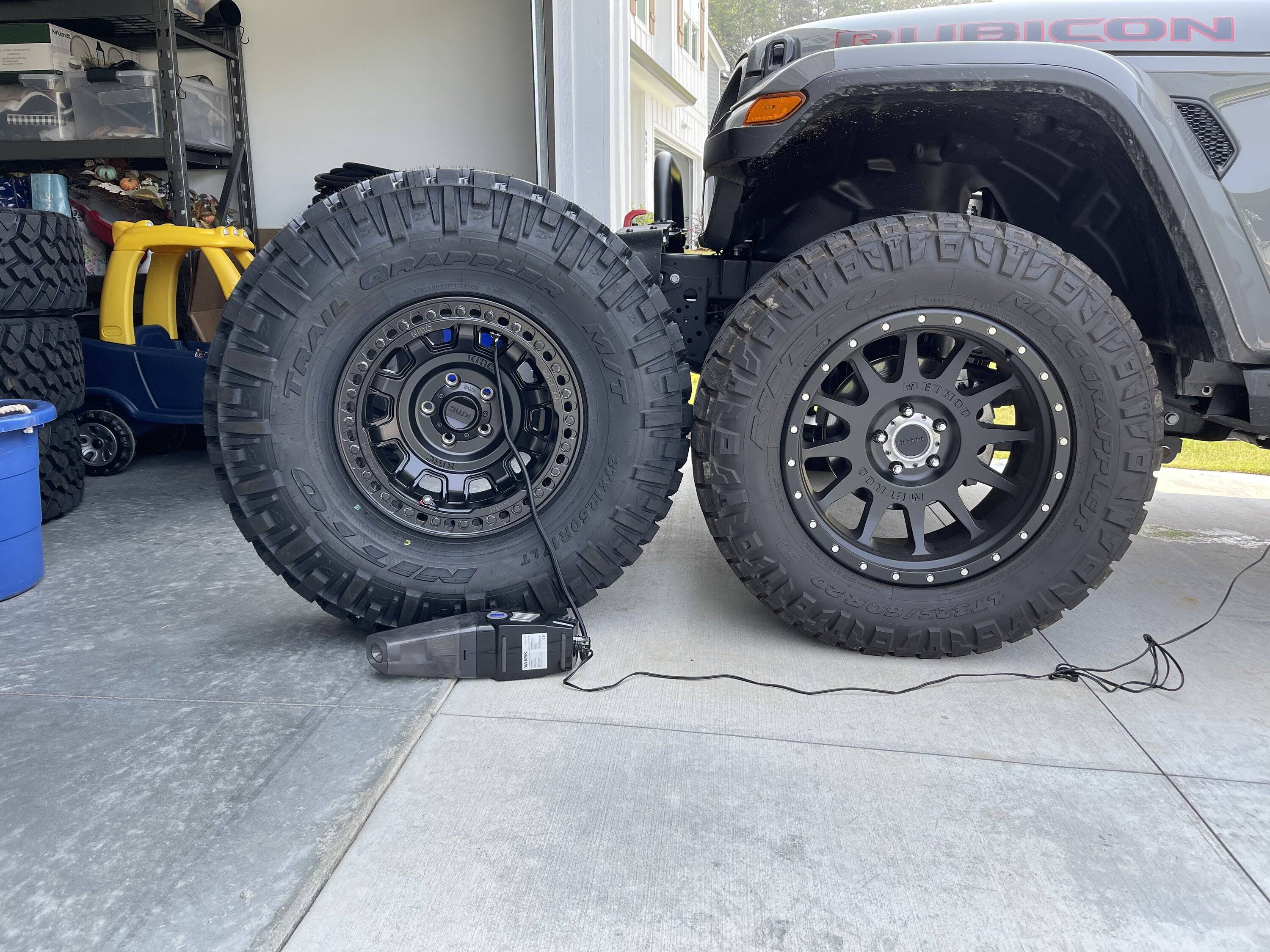 Jeep Wrangler JL Method 605/nitto ridge grapplers 74A562C5-08FF-4386-865B-DD05A61A136F