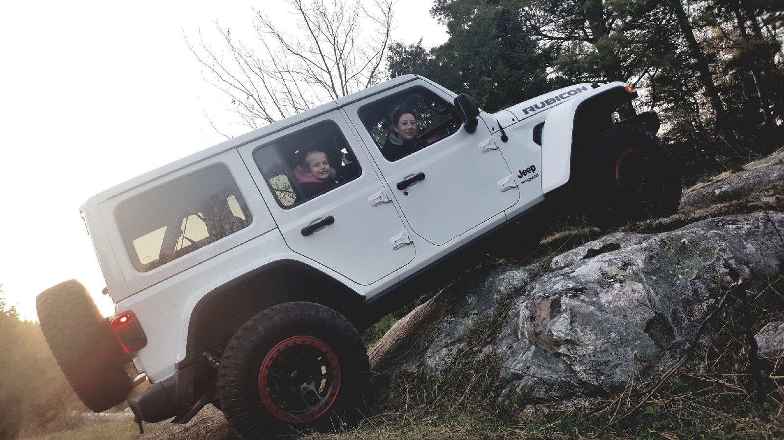 Jeep Wrangler JL JL Rubicon Bright White Owners Please Post Pics w/ Aftermarket wheels & Tires Resized_20180520_214340