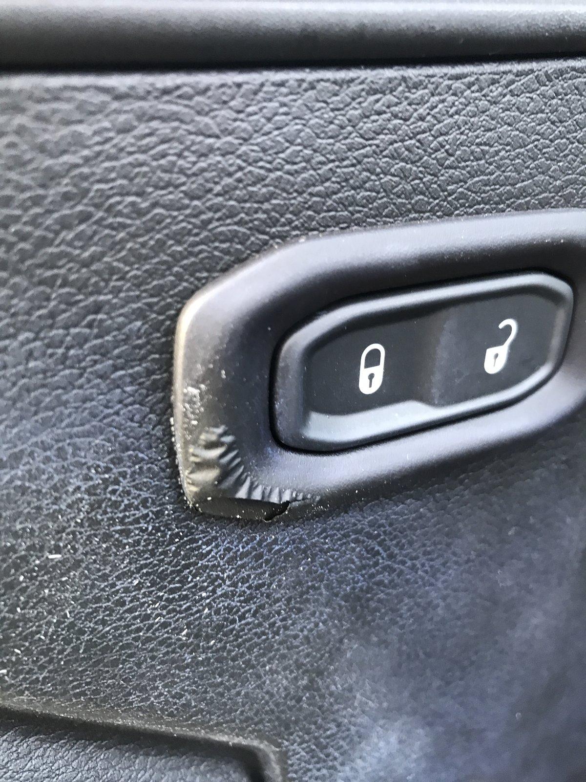Jeep Wrangler JL Interior paint coming off E732C5DE-1C71-418F-8F78-69DE47AAA41A