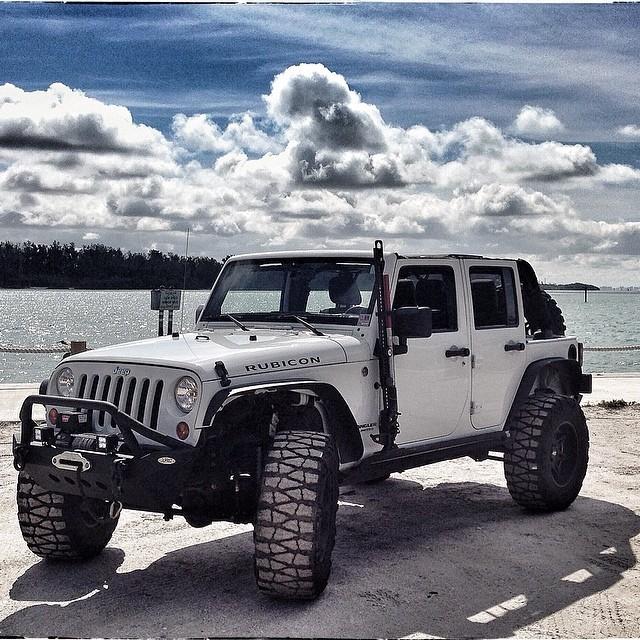 Jeep Wrangler JL Max's OEM+ Rubicon Build 10270529_592579195580_9207003875420973427_n