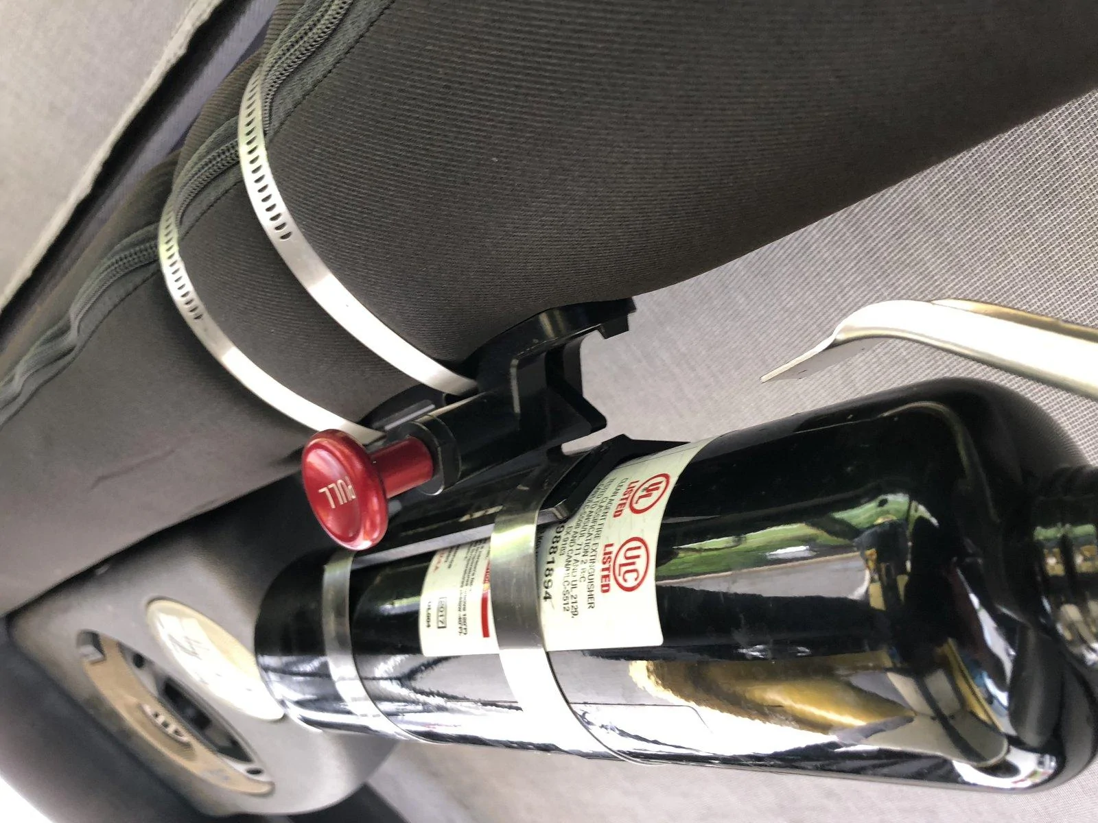 Jeep Wrangler JL Fire Extinguisher etc for JLU IMG_0718