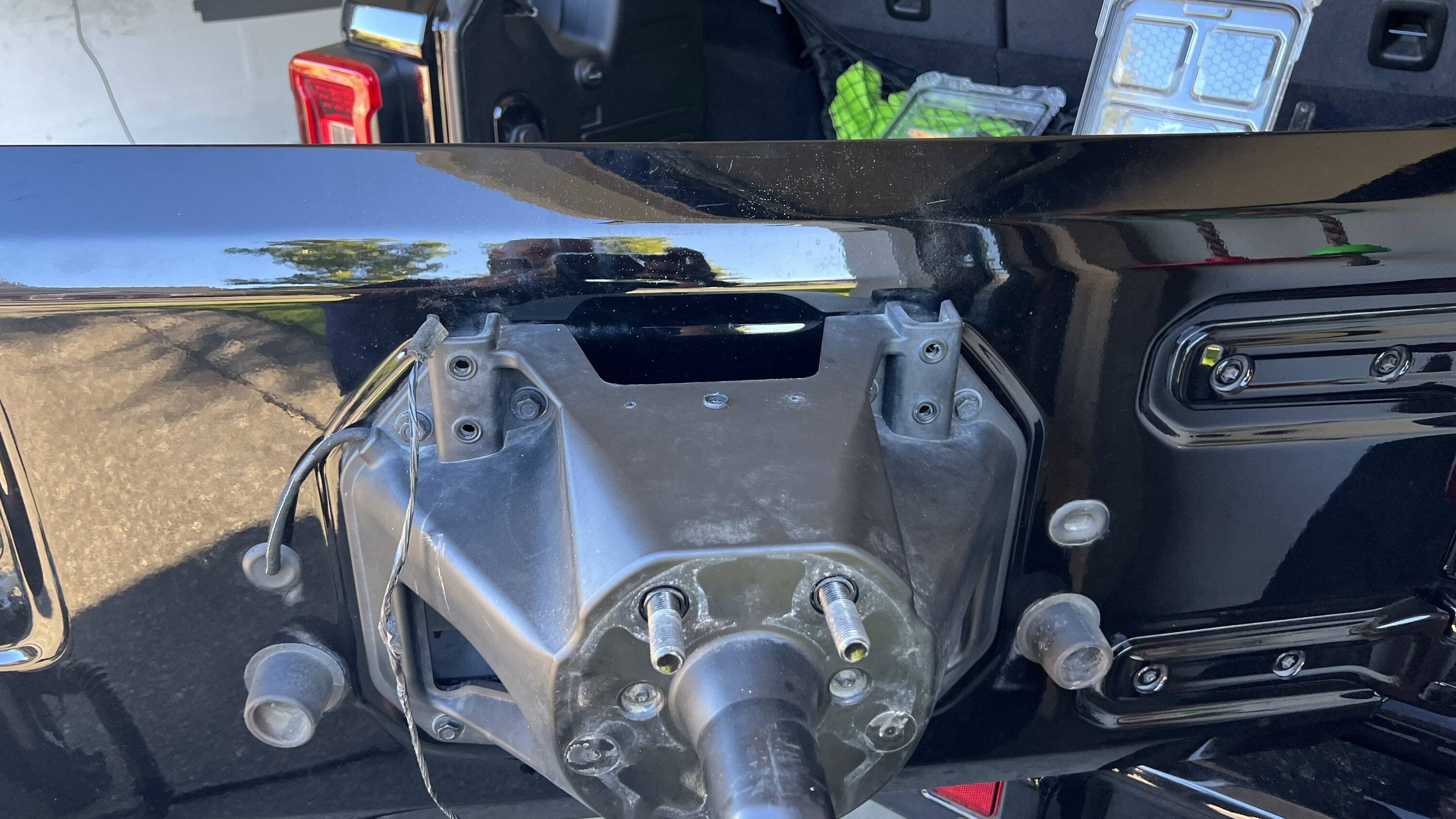 Jeep Wrangler JL Free third brake light relocation IMG_3187