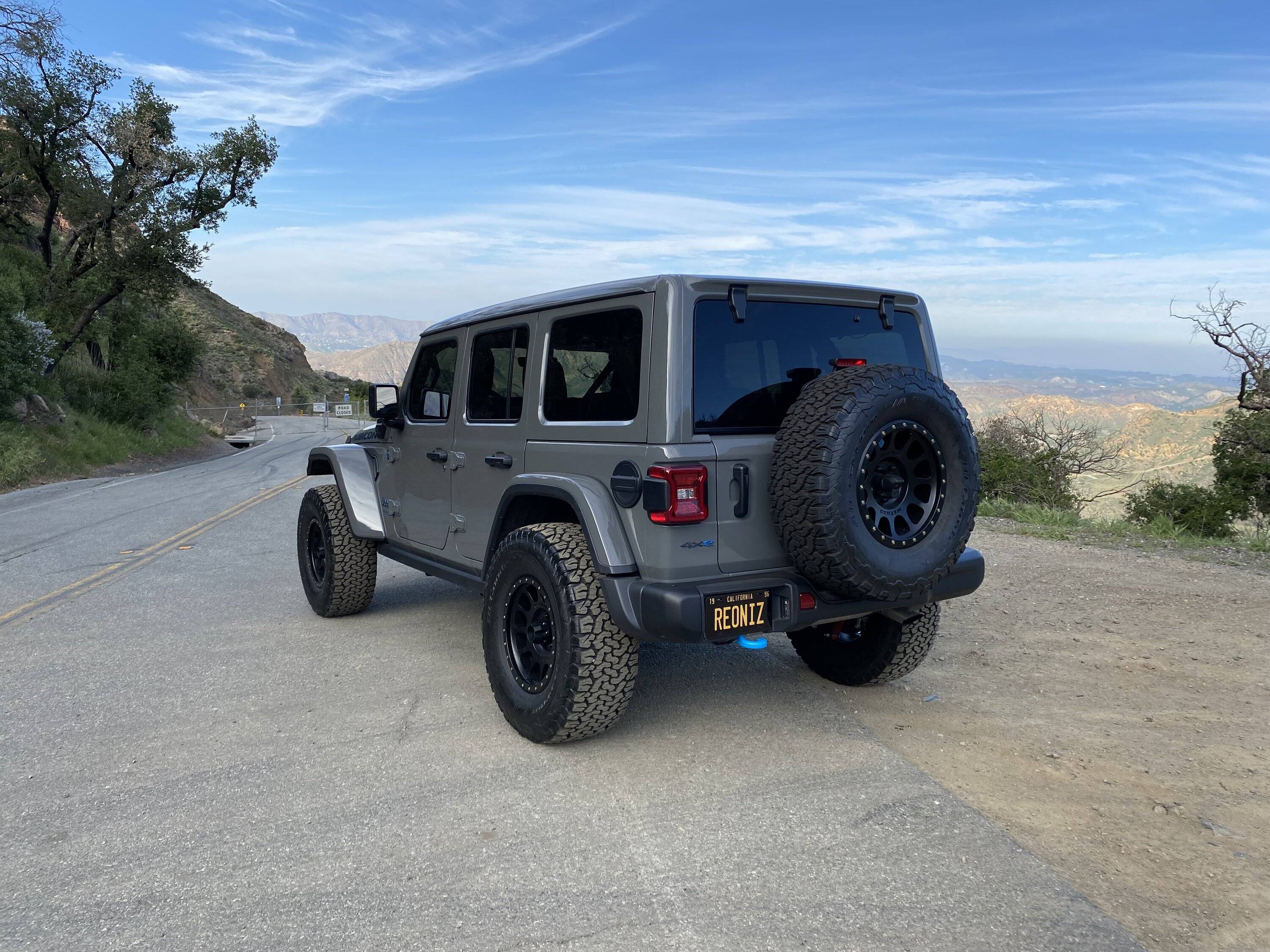 Jeep Wrangler JL 35" KO2 w/ Wheels for Trade IMG_1101