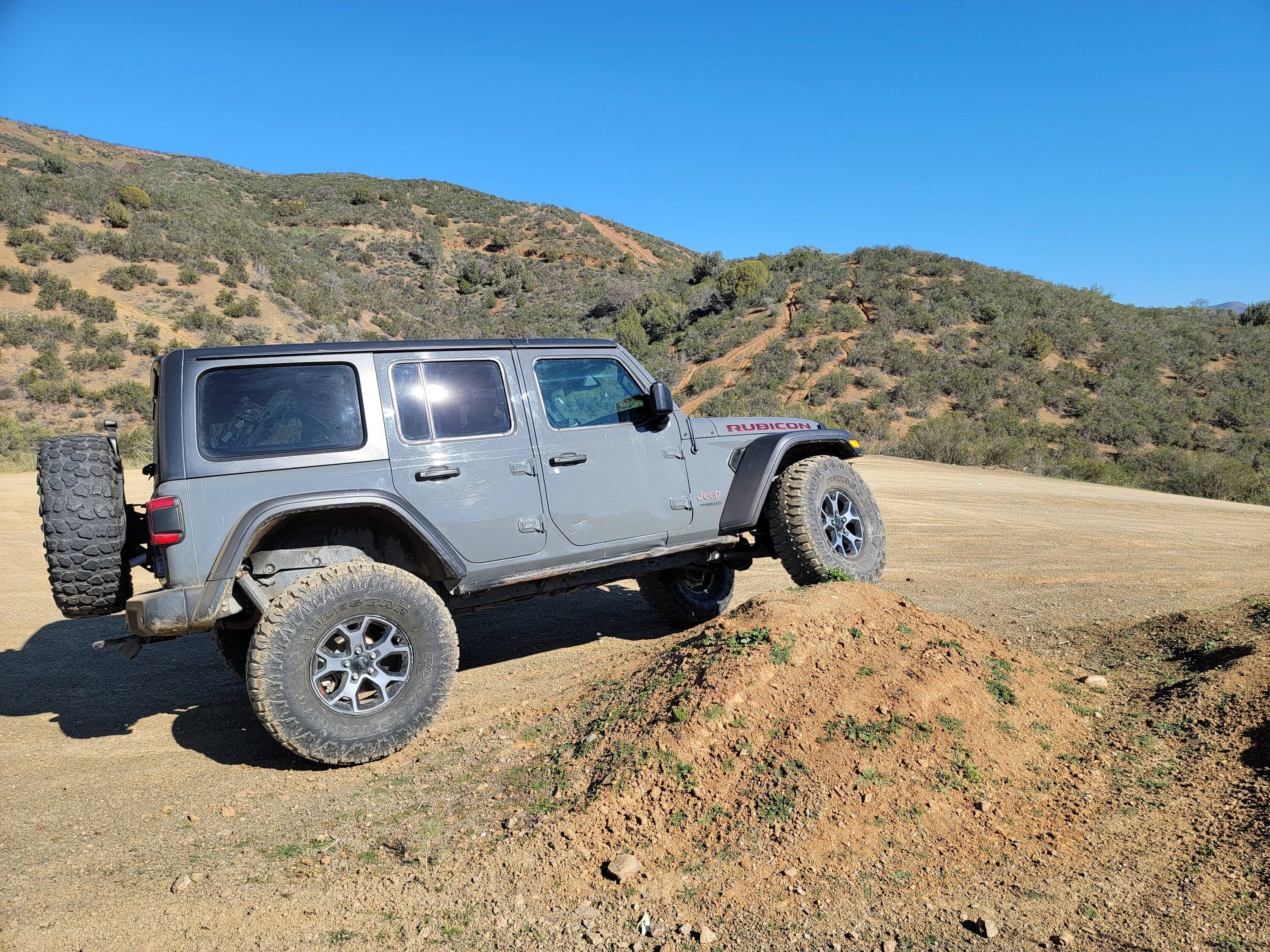 Jeep Wrangler JL Drag link flipped? 20220130_130304