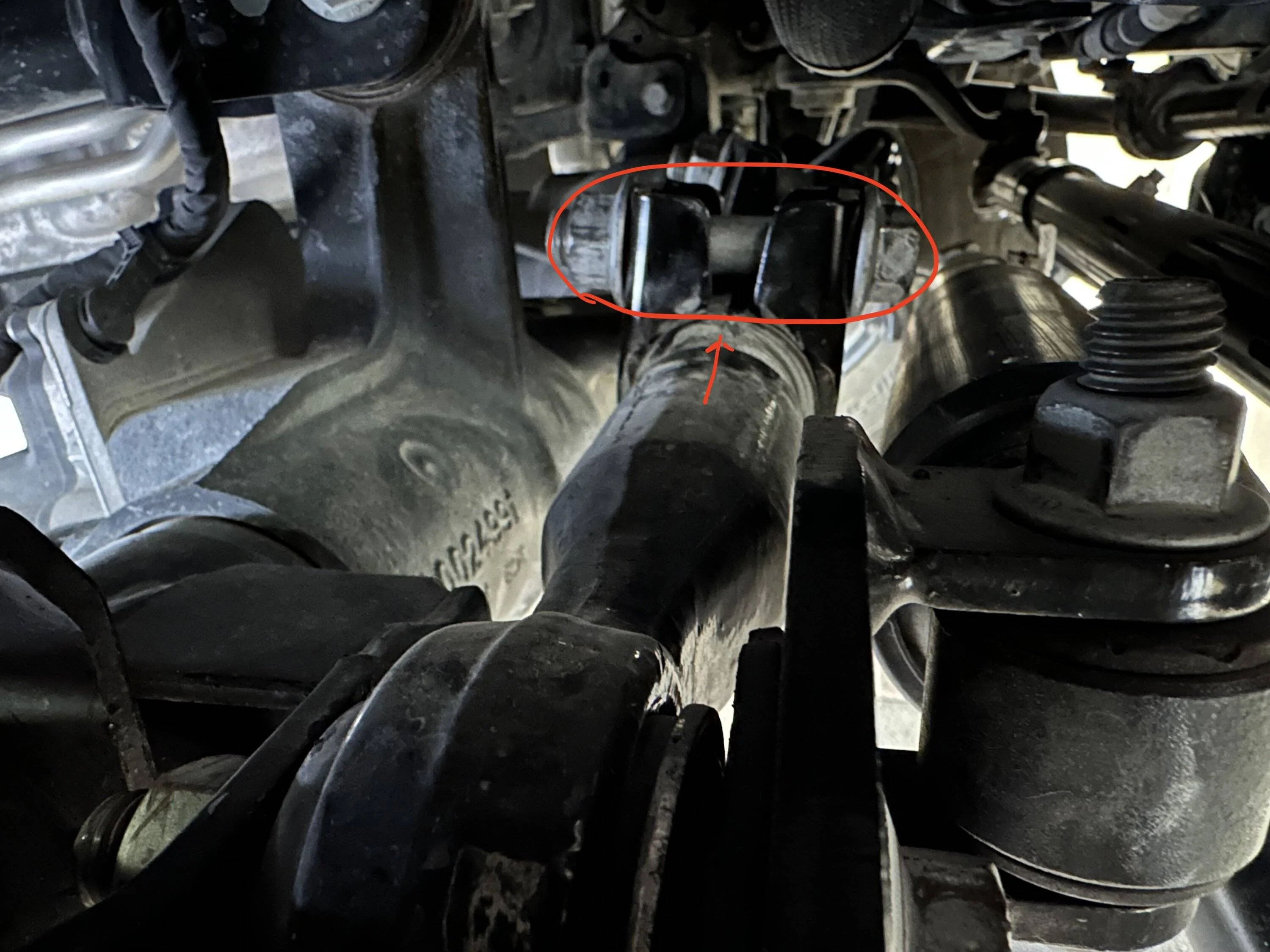 Jeep Wrangler JL Steer smarts trackbar hitting axle/steering stabiliser - Help needed - tempImageMgUxjQ