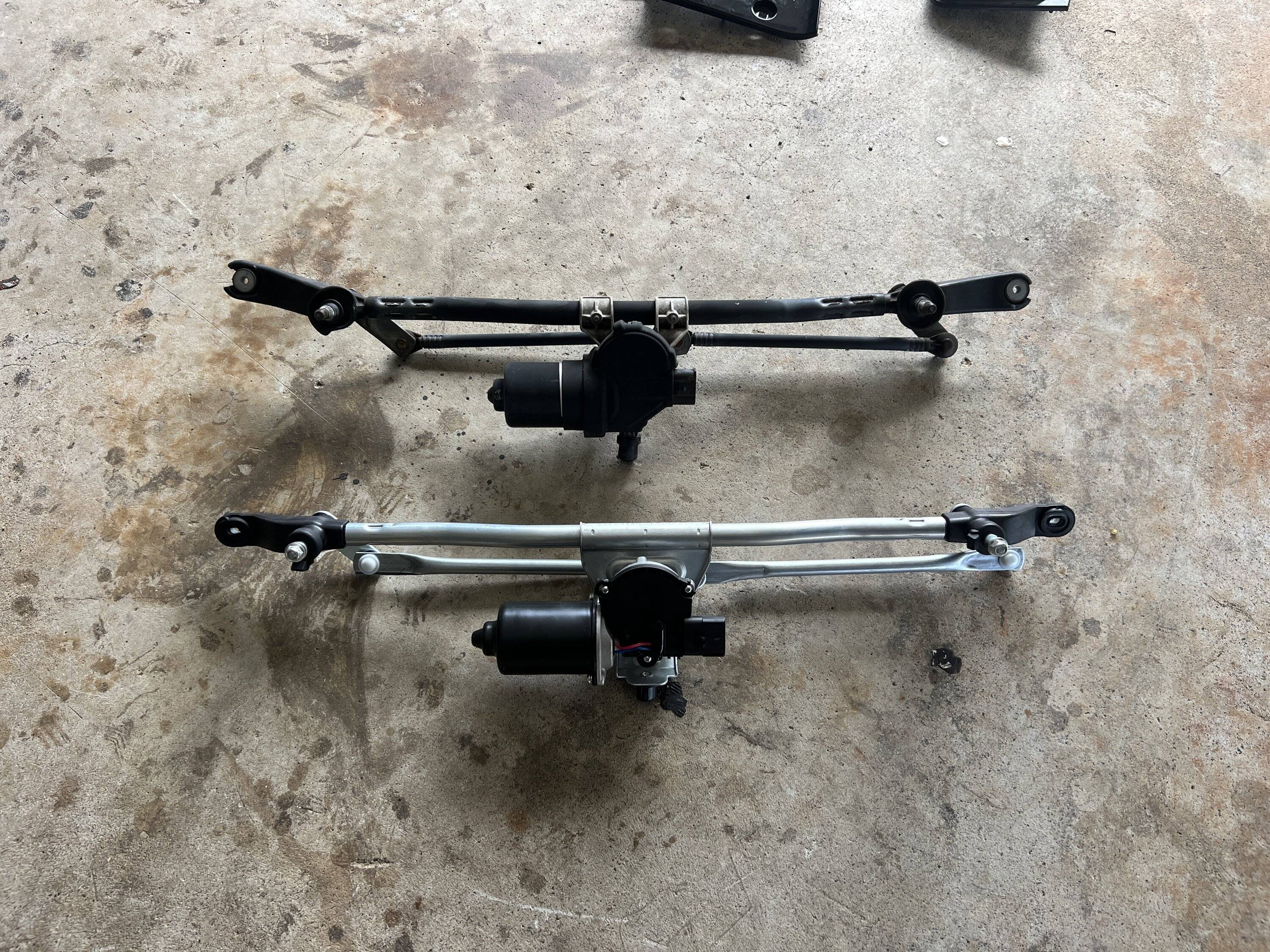 Jeep Wrangler JL Windshield Wiper Motor Failure IMG_2671