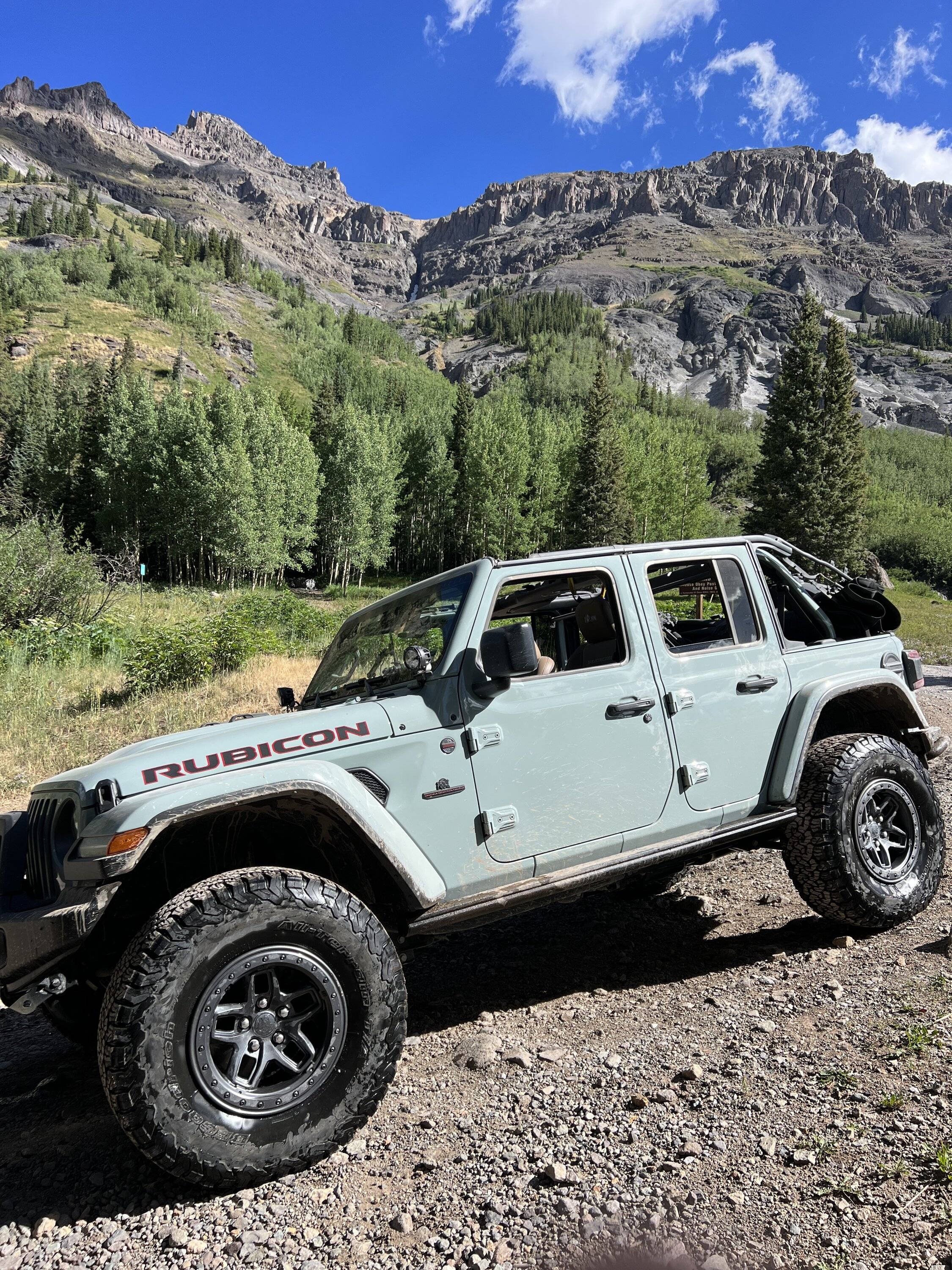 Jeep Wrangler JL AEV Borah wheels on JL IMG_9817