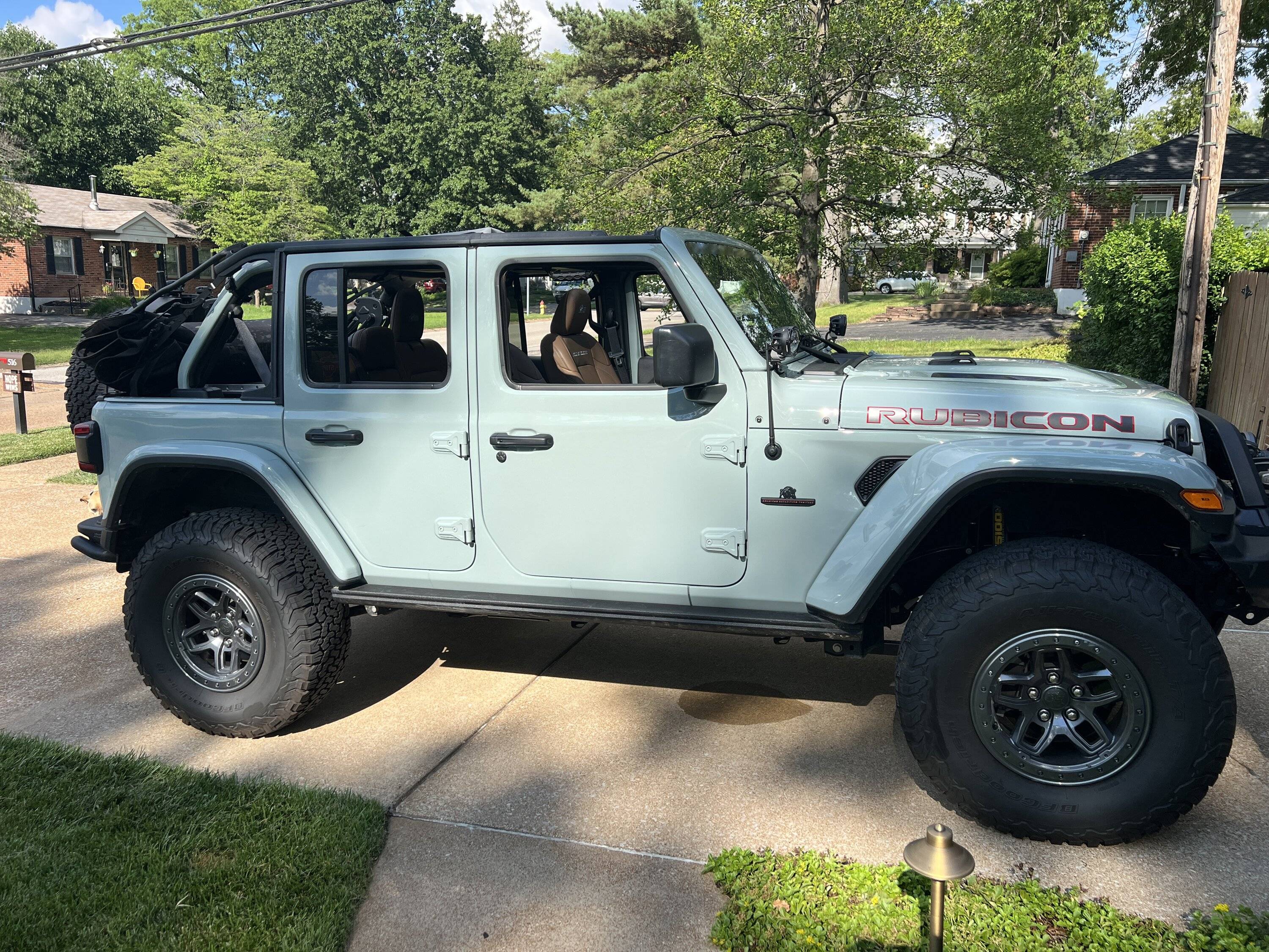 Jeep Wrangler JL AEV Borah wheels on JL 71167004033__D7D4100E-5FC5-4E7B-9BC7-214829CFE920