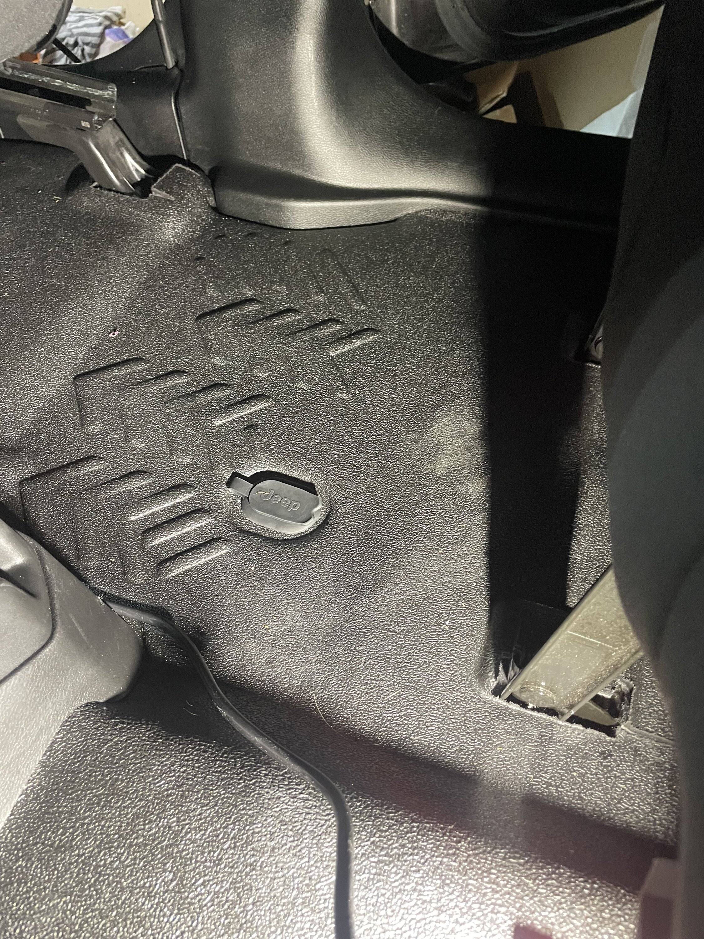 Jeep Wrangler JL Mopar Heavy Duty Flooring Install IMG_4084