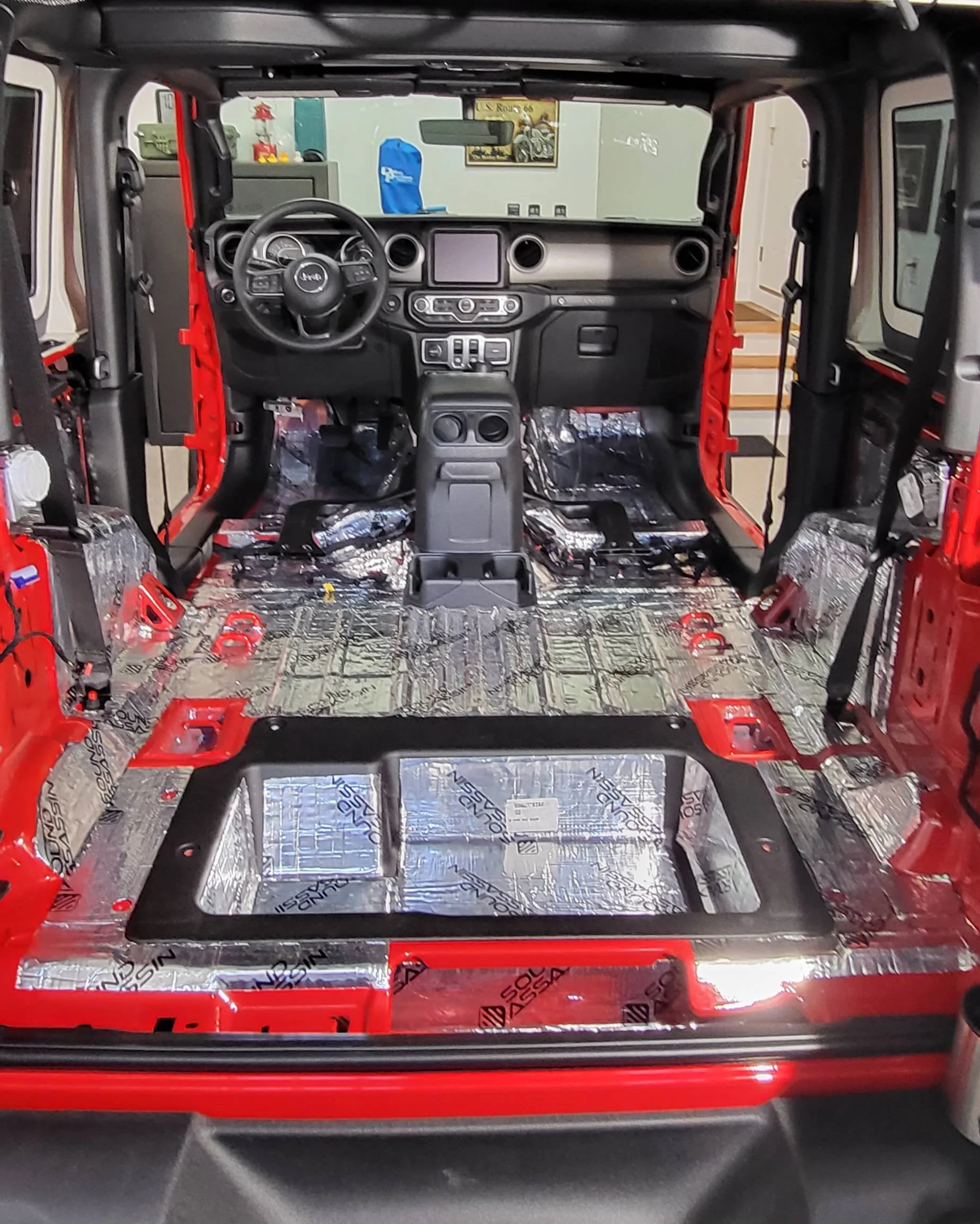Jeep Wrangler JL Mopar Heavy Duty Flooring Install 20230616_105957