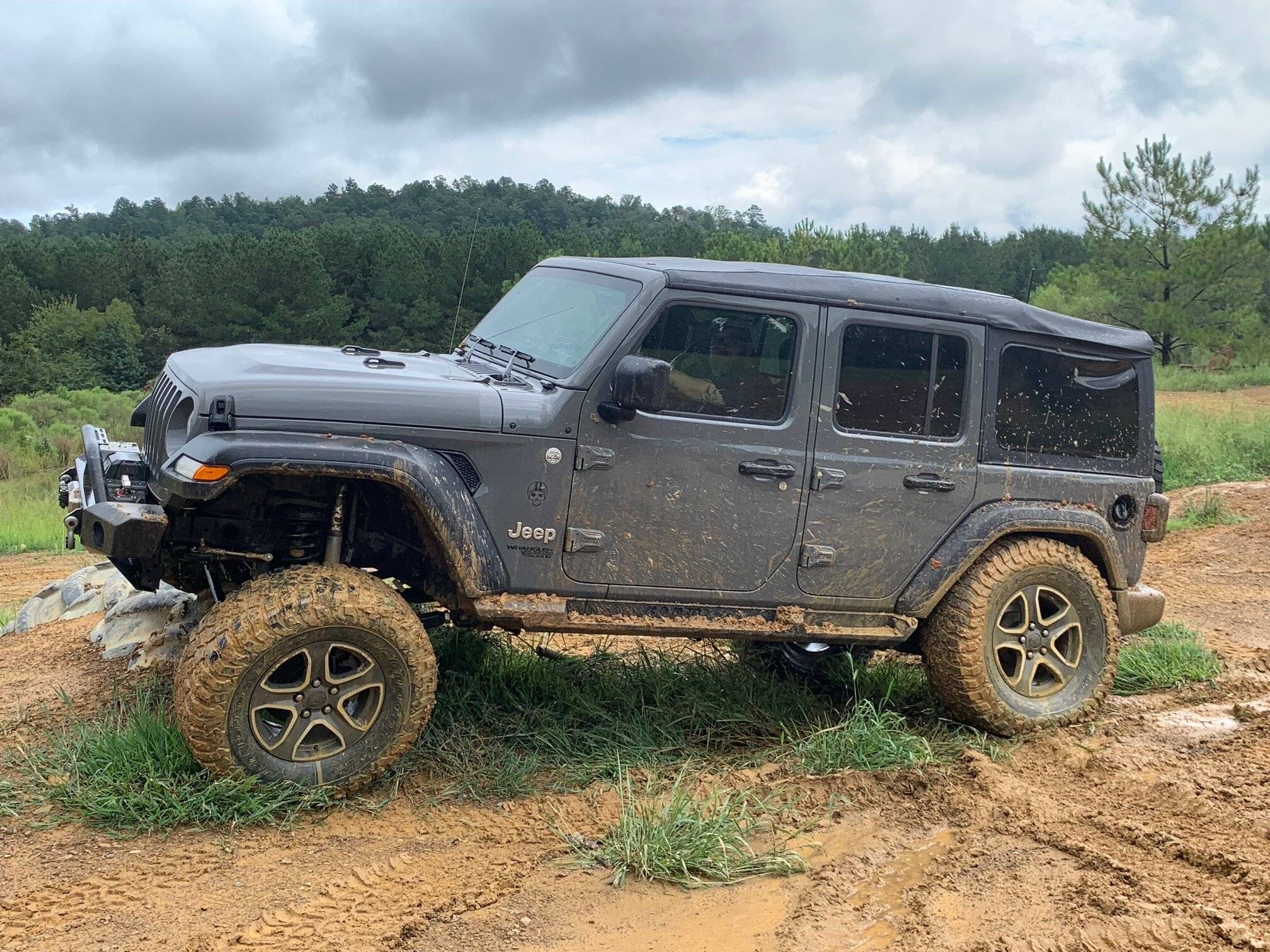 Jeep Wrangler JL Giveaway of the Month - August 2023 - Metalcloak Low Profile LED Tail Light Kit IMG_4380