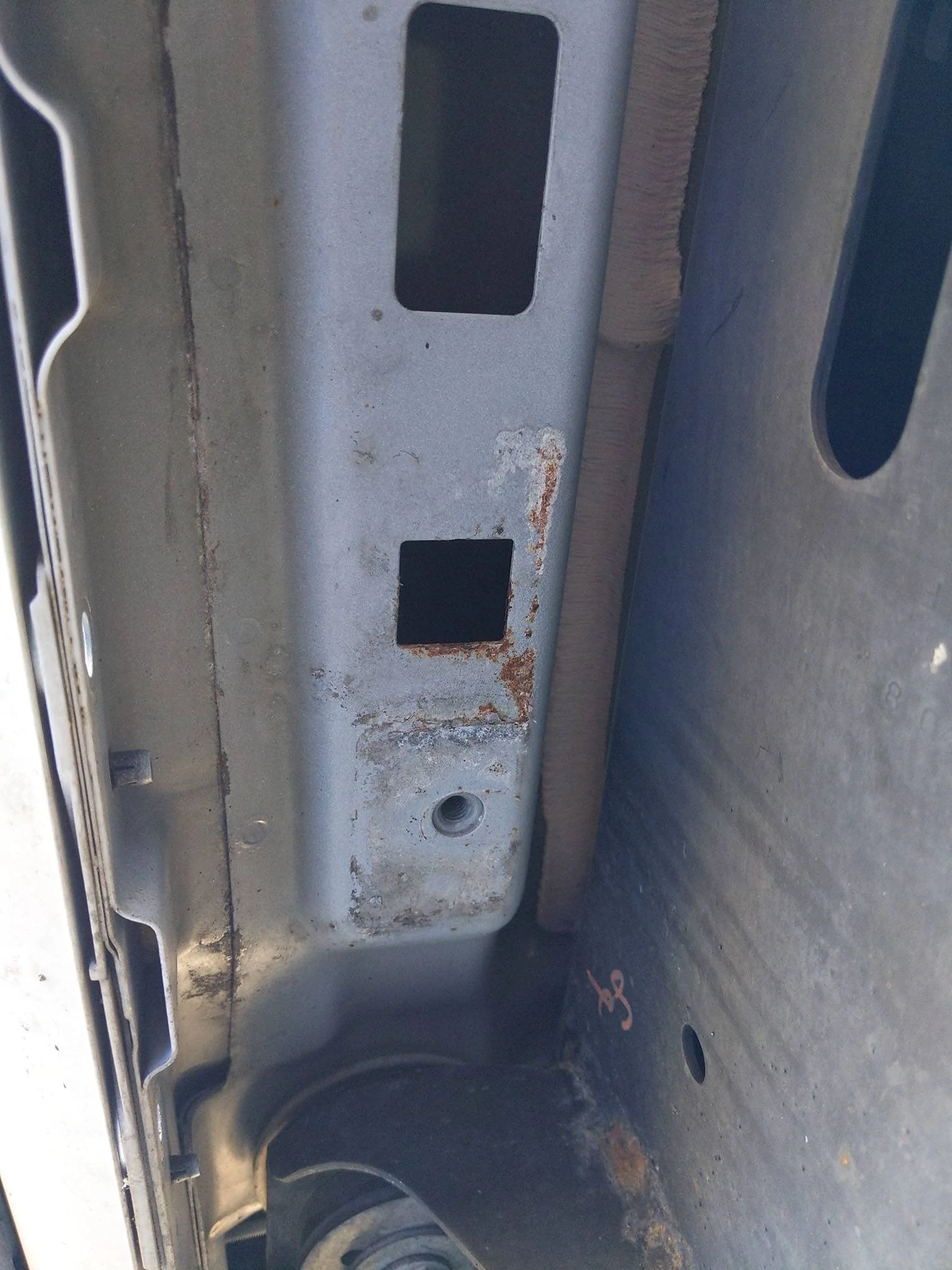 Jeep Wrangler JL Underbody rust under body rust 1
