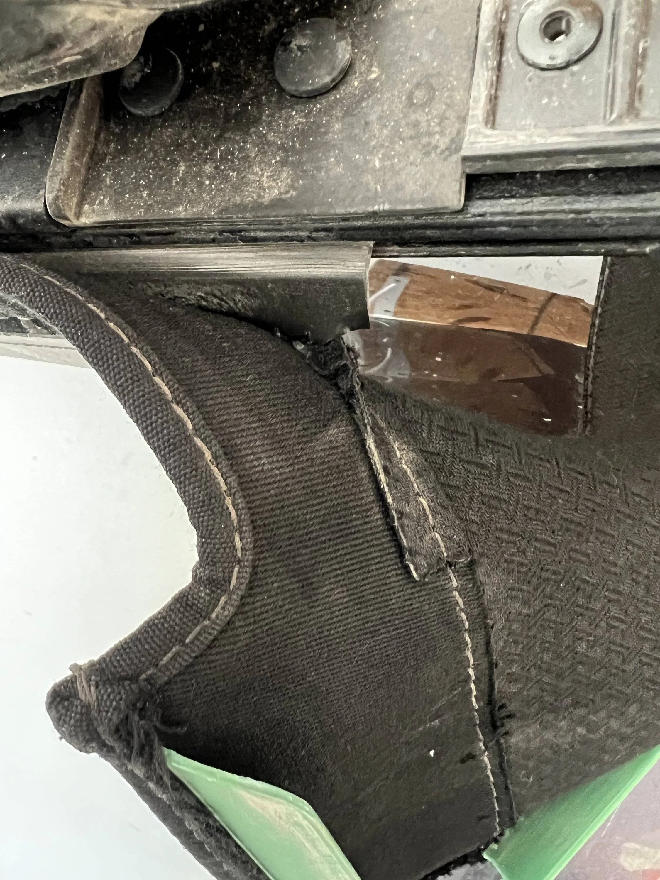 Jeep Wrangler JL Soft top rear window issue. IMG_2400