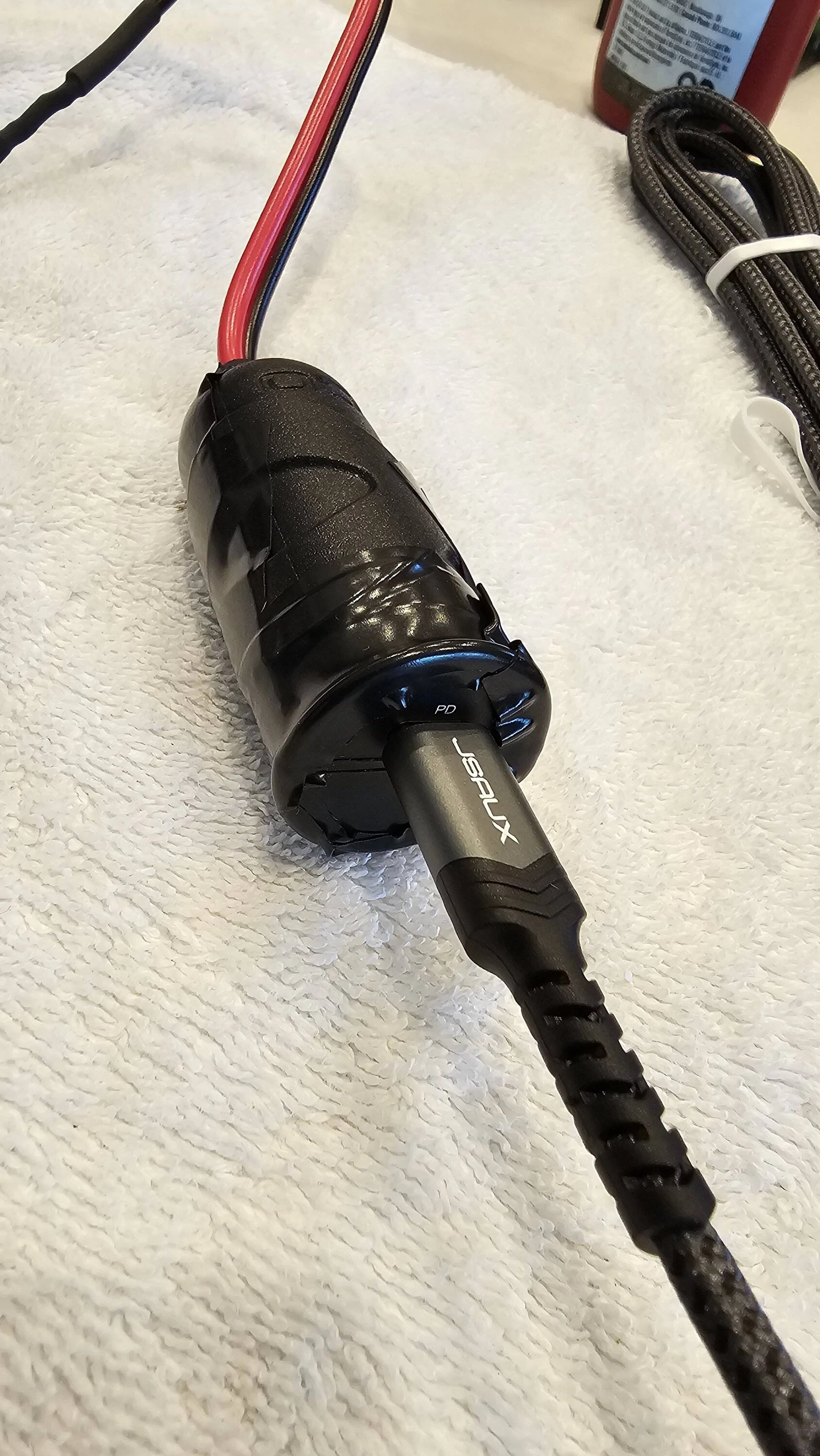 Jeep Wrangler JL Clean Magsafe Charger DIY 20230813_110931