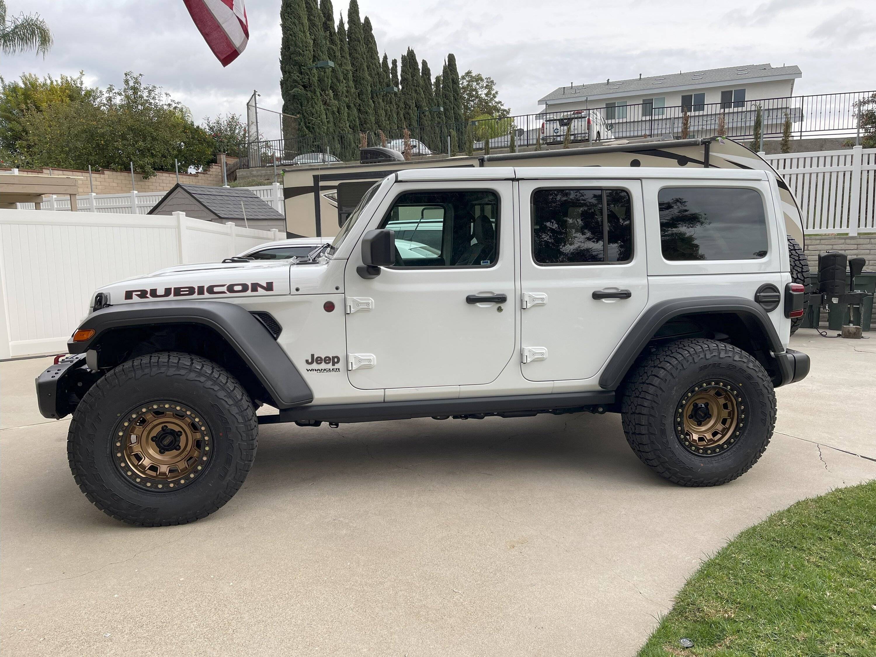 Jeep Wrangler JL Elbow Grease - '22 JLU Rubicon Ecodiesel 22 JLURD Beadlocks No Lift