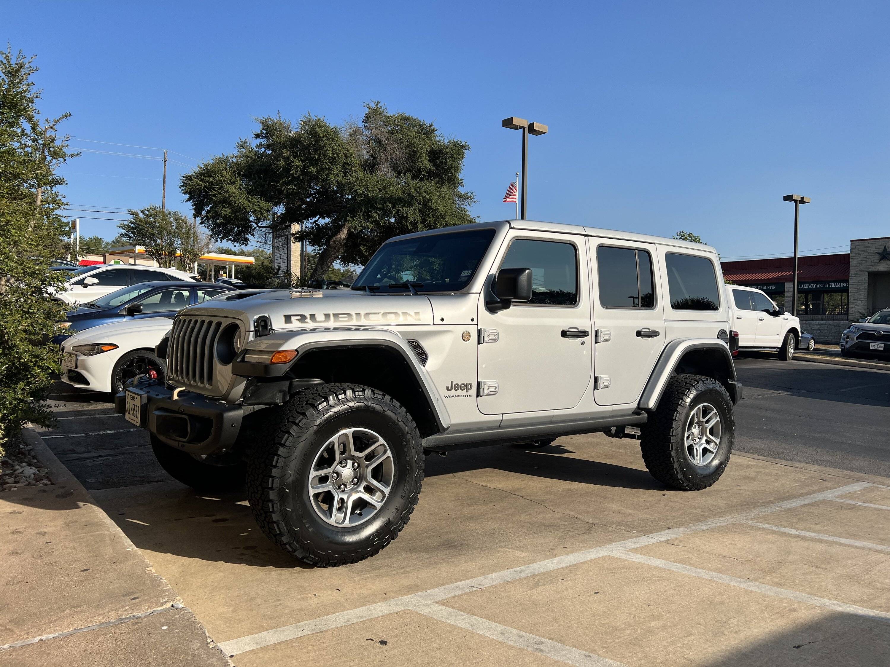 Jeep Wrangler JL Mopar 77072494AB wheels and Zynith Silver IMG_1088