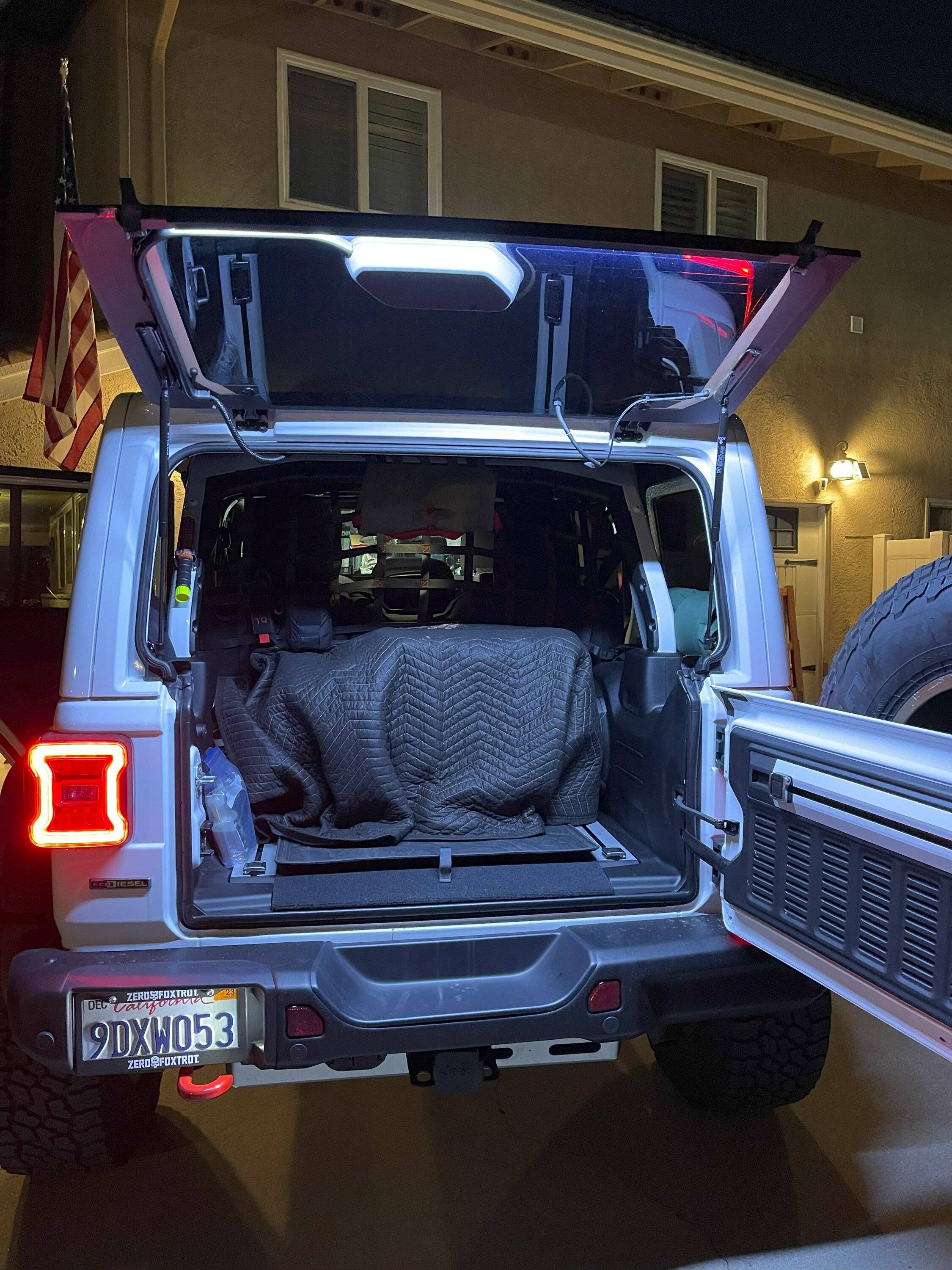 Jeep Wrangler JL Elbow Grease - '22 JLU Rubicon Ecodiesel Cargo Light Bar 1