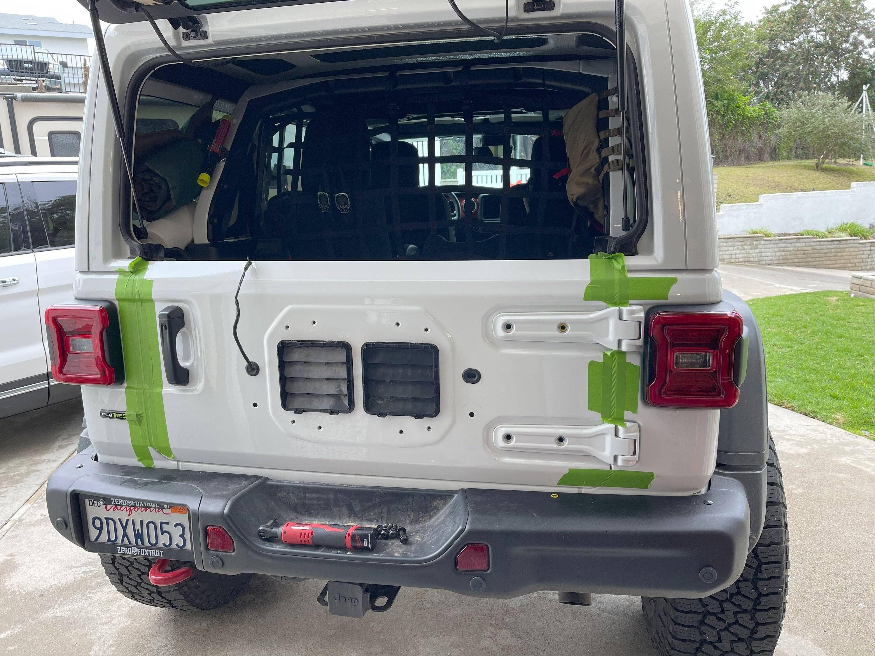 Jeep Wrangler JL Elbow Grease - '22 JLU Rubicon Ecodiesel Teraflex carrier install 1