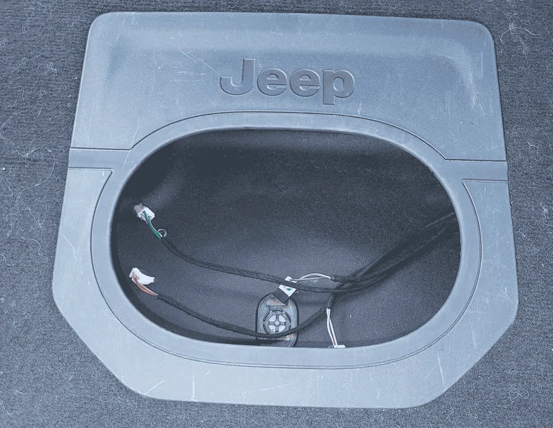 Jeep Wrangler JL Sub-woofer removal 1692571413617