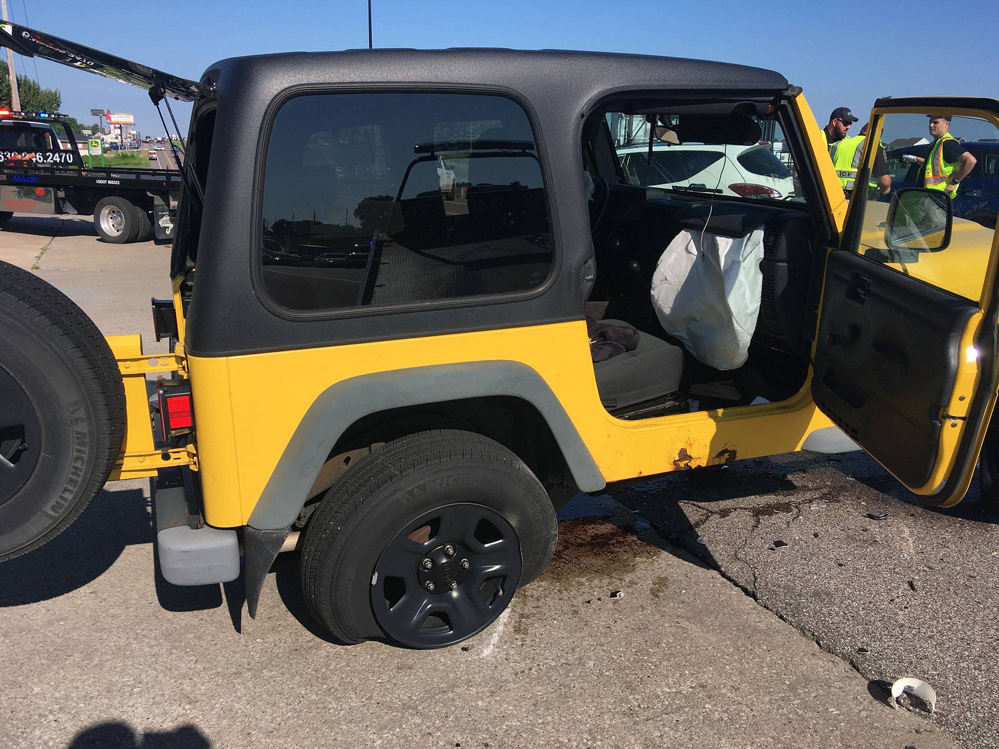 Jeep Wrangler JL Dash Cam... Glad I had one IMG_9094