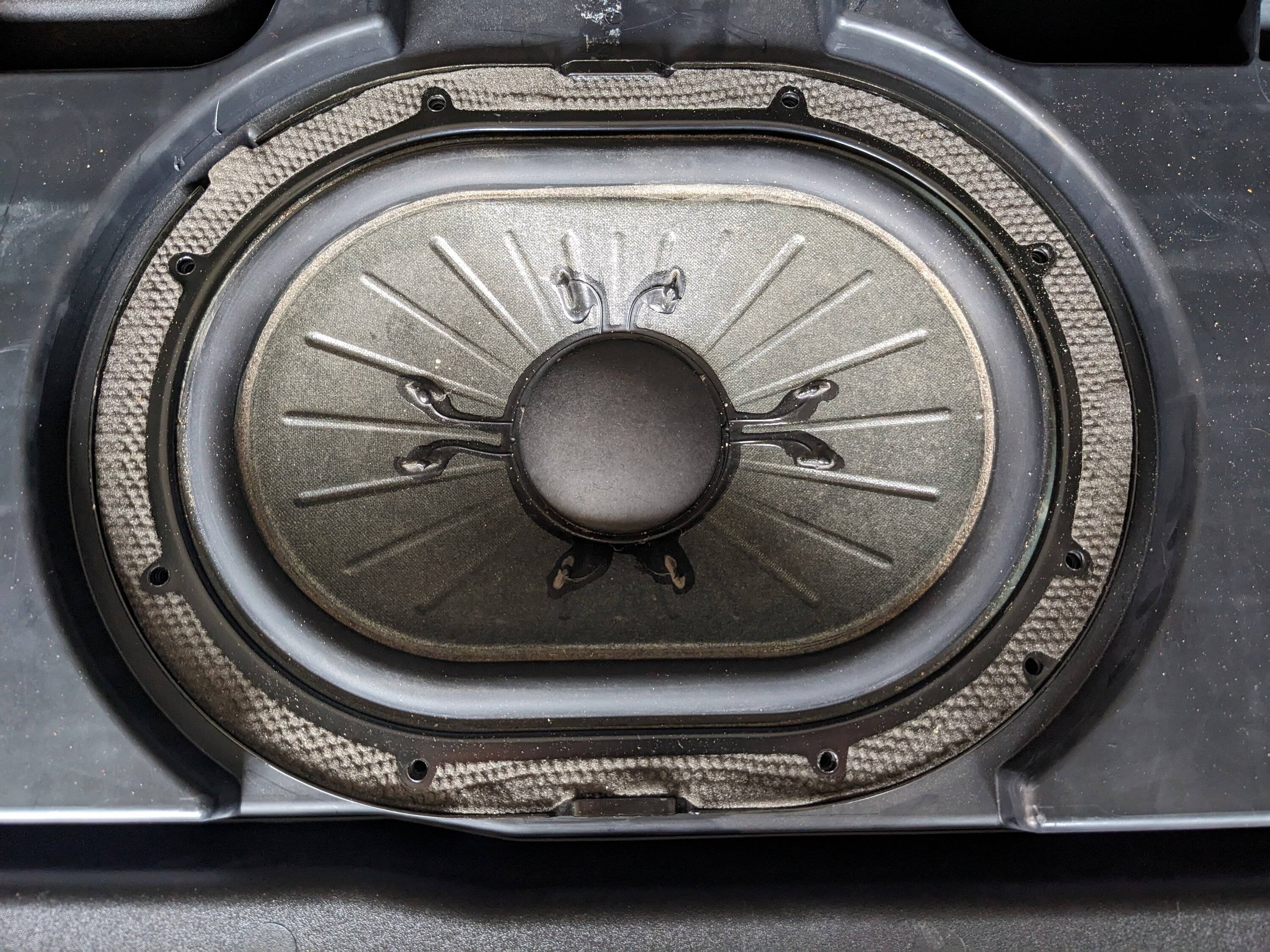 Jeep Wrangler JL 2 door subwoofer wire locations? PXL_20230820_221621316