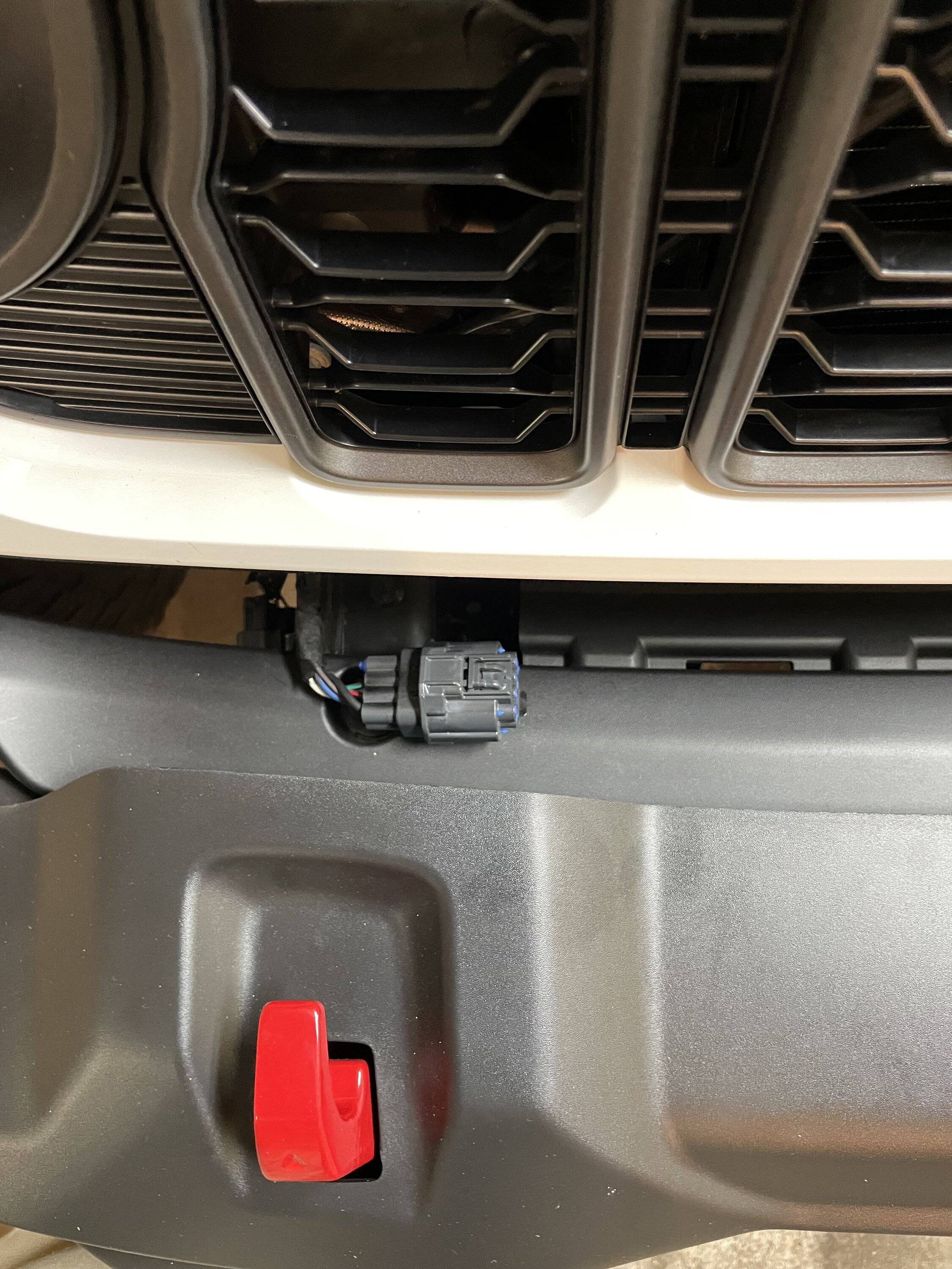 Jeep Wrangler JL Flat towing wiring IMG_2215