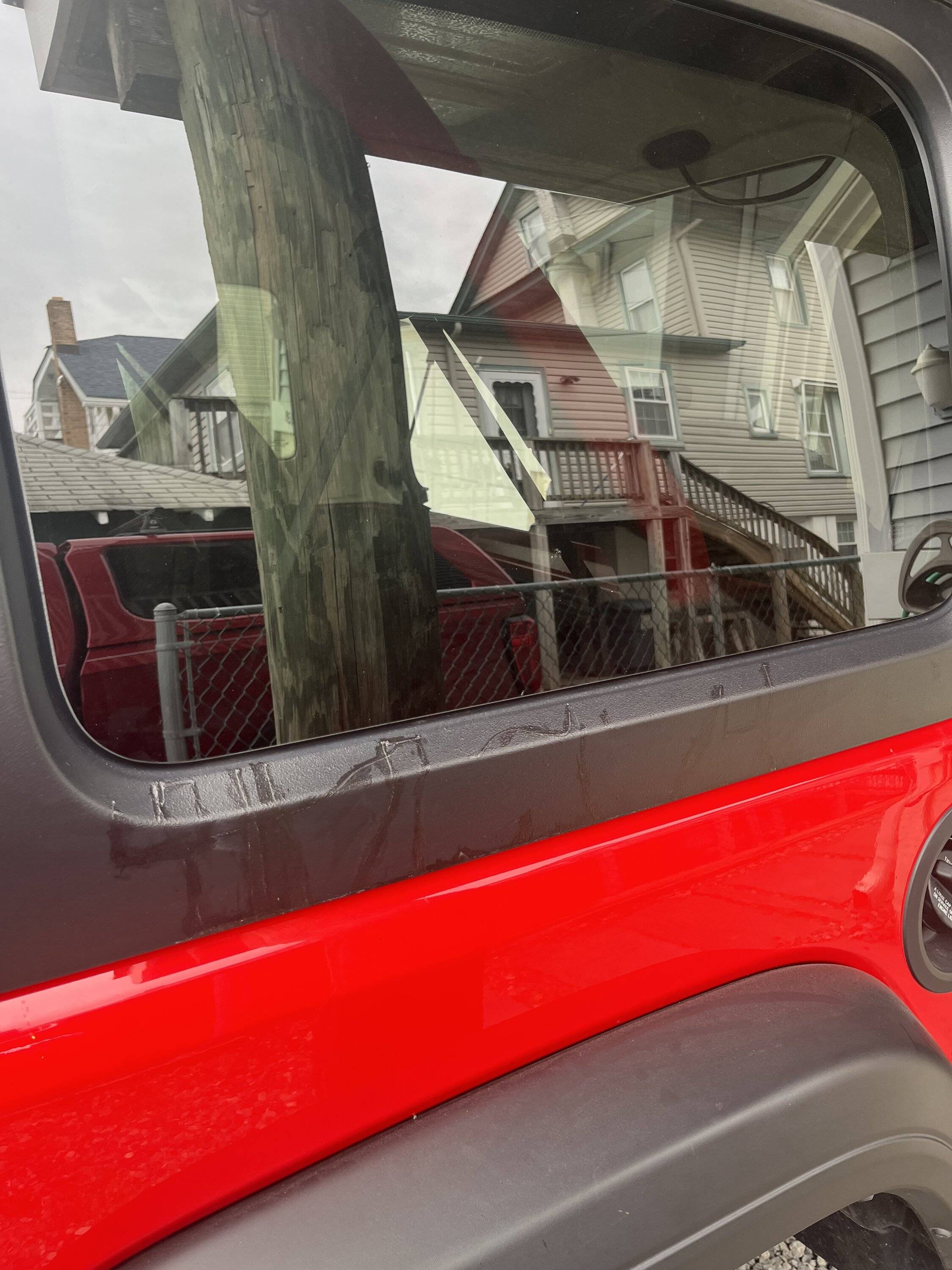 Jeep Wrangler JL Fixing Scratches on Hard Top ? EC48E1A3-9987-4757-86C4-186C9C2AA6DB