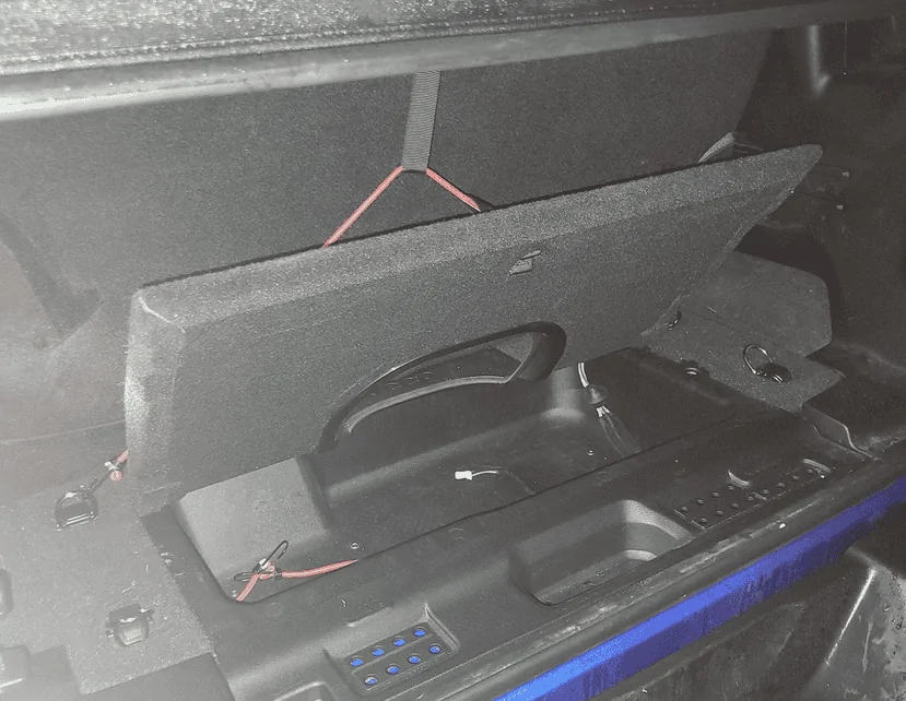 Jeep Wrangler JL ISO: Cargo Area Lid 1692946160179